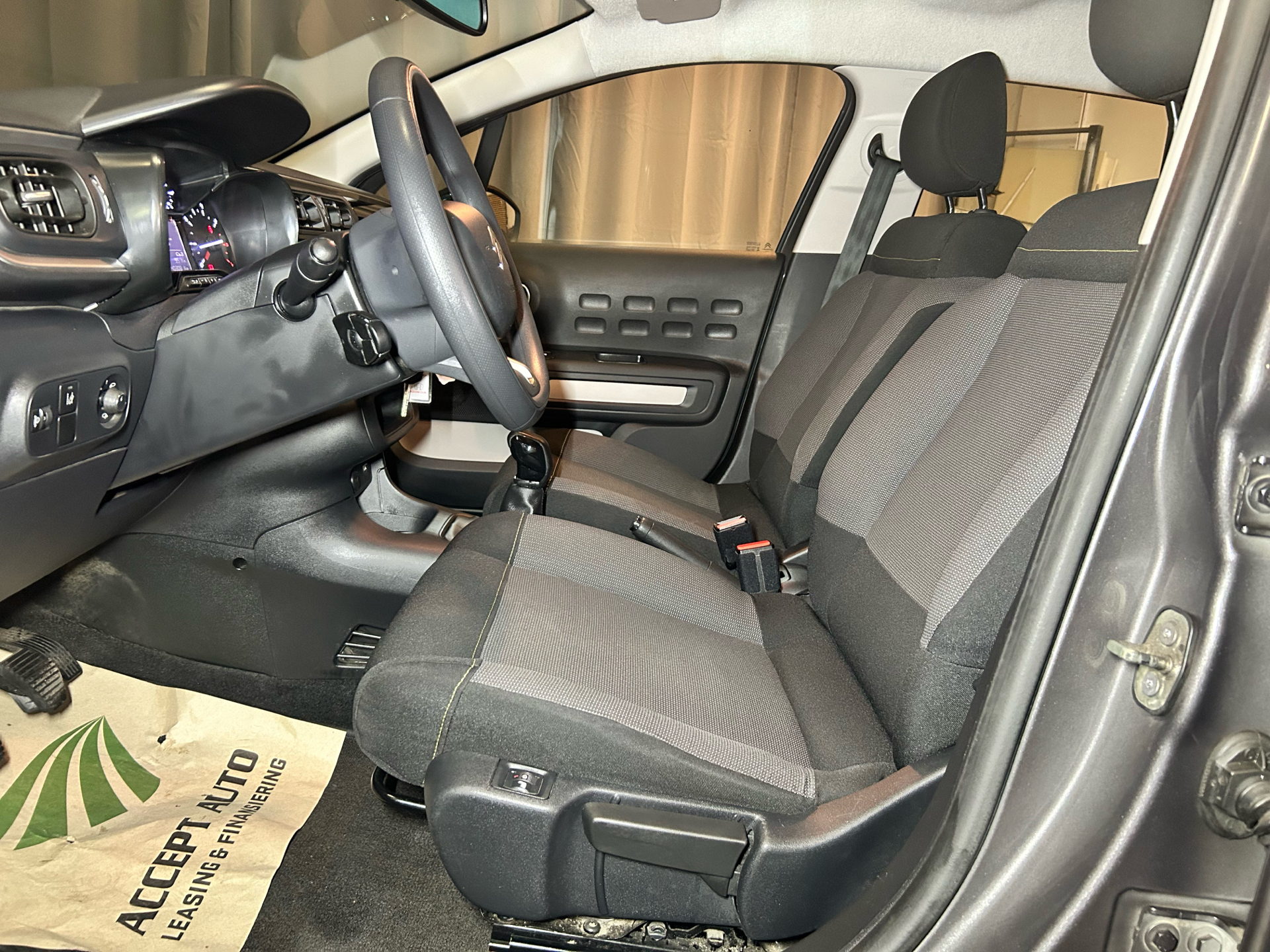 Billede af Citroën C3 1,2 PureTech Iconic Limited start/stop 82HK 5d