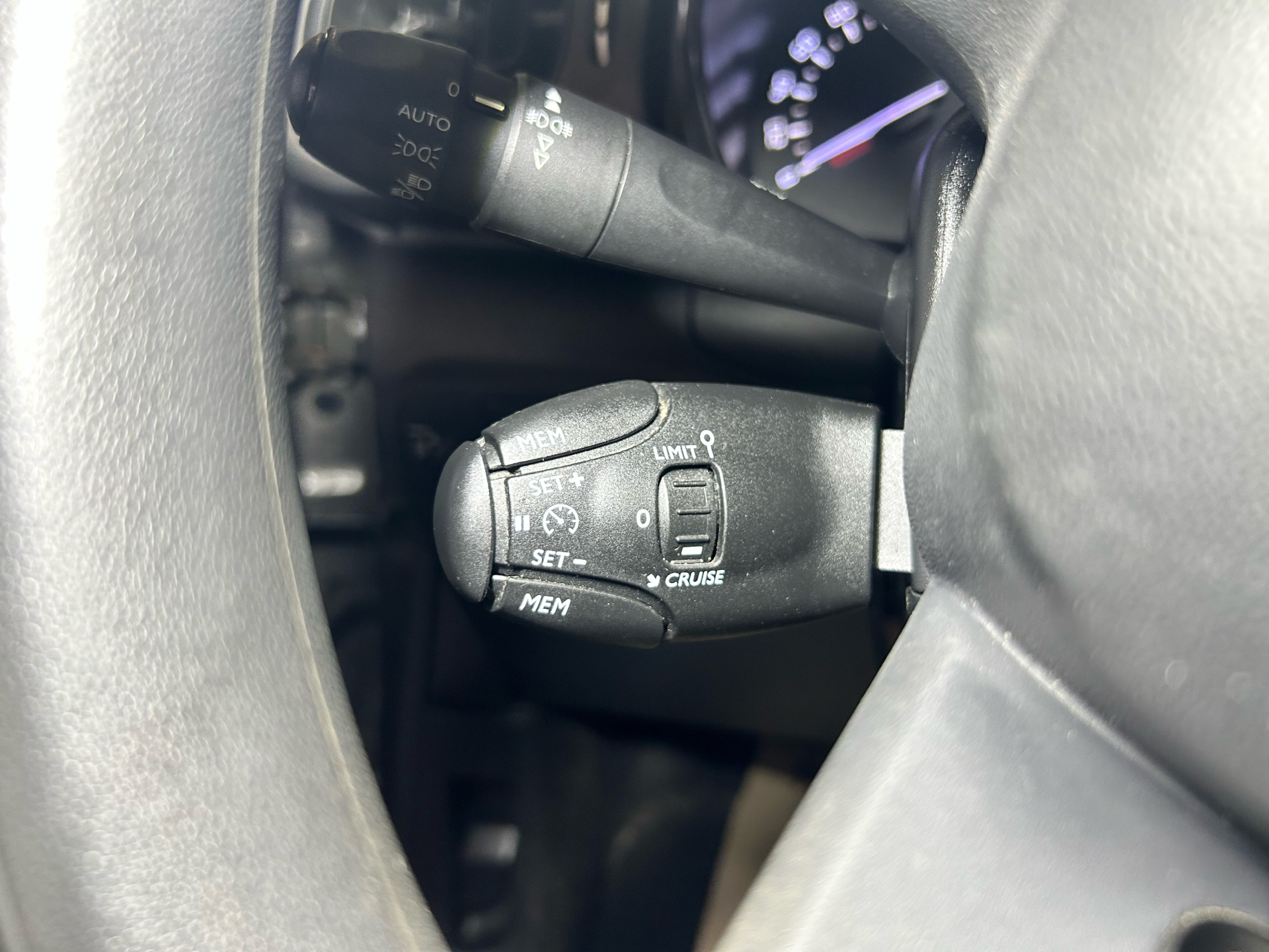 Billede af Citroën C3 1,2 PureTech Iconic Limited start/stop 82HK 5d