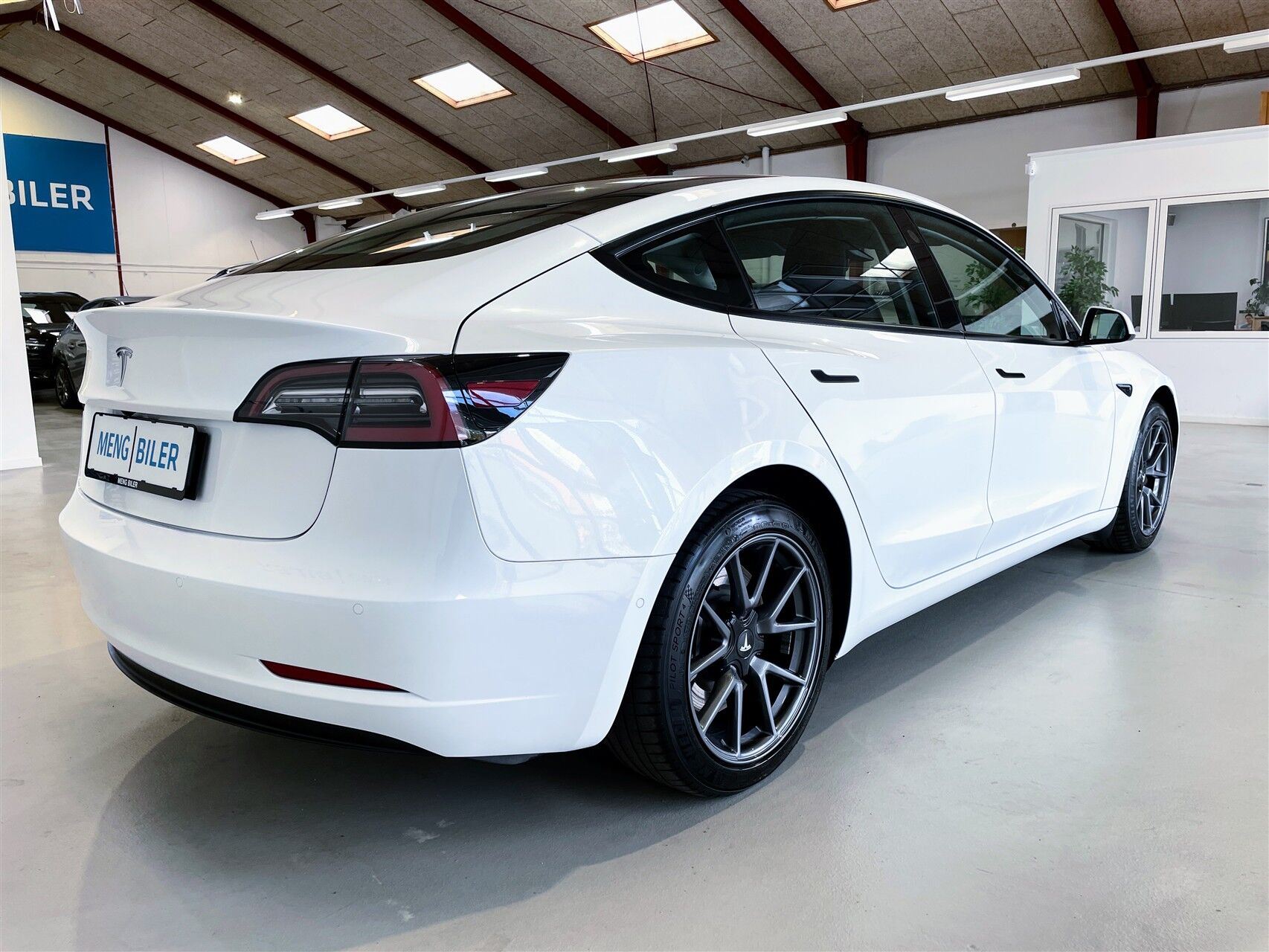 Billede af Tesla Model 3 EL Standard Range 283HK Aut.