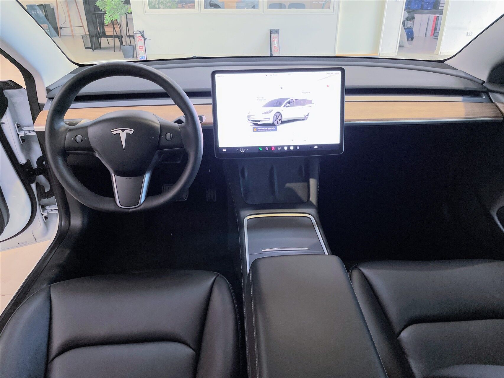 Billede af Tesla Model 3 EL Standard Range 283HK Aut.