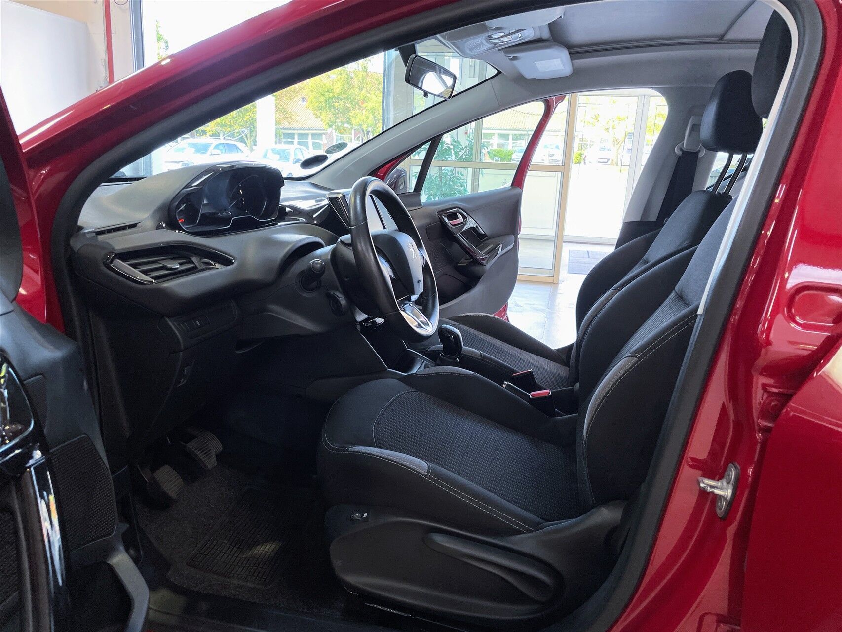 Billede af Peugeot 208 1,2 VTi Intense 82HK 5d