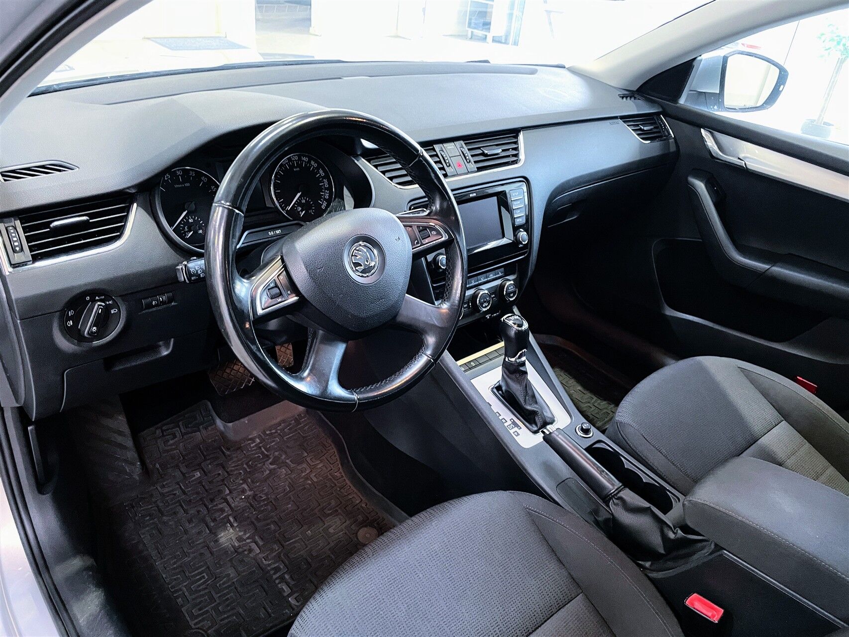 Billede af Skoda Octavia Combi 2,0 TDI Elegance DSG 150HK Stc 6g Aut.