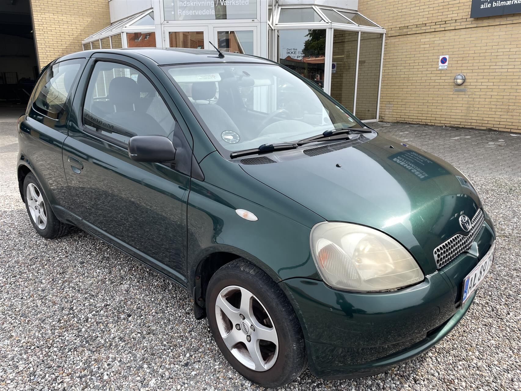 Billede af Toyota Yaris 1,3 Linea Sol 86HK 3d