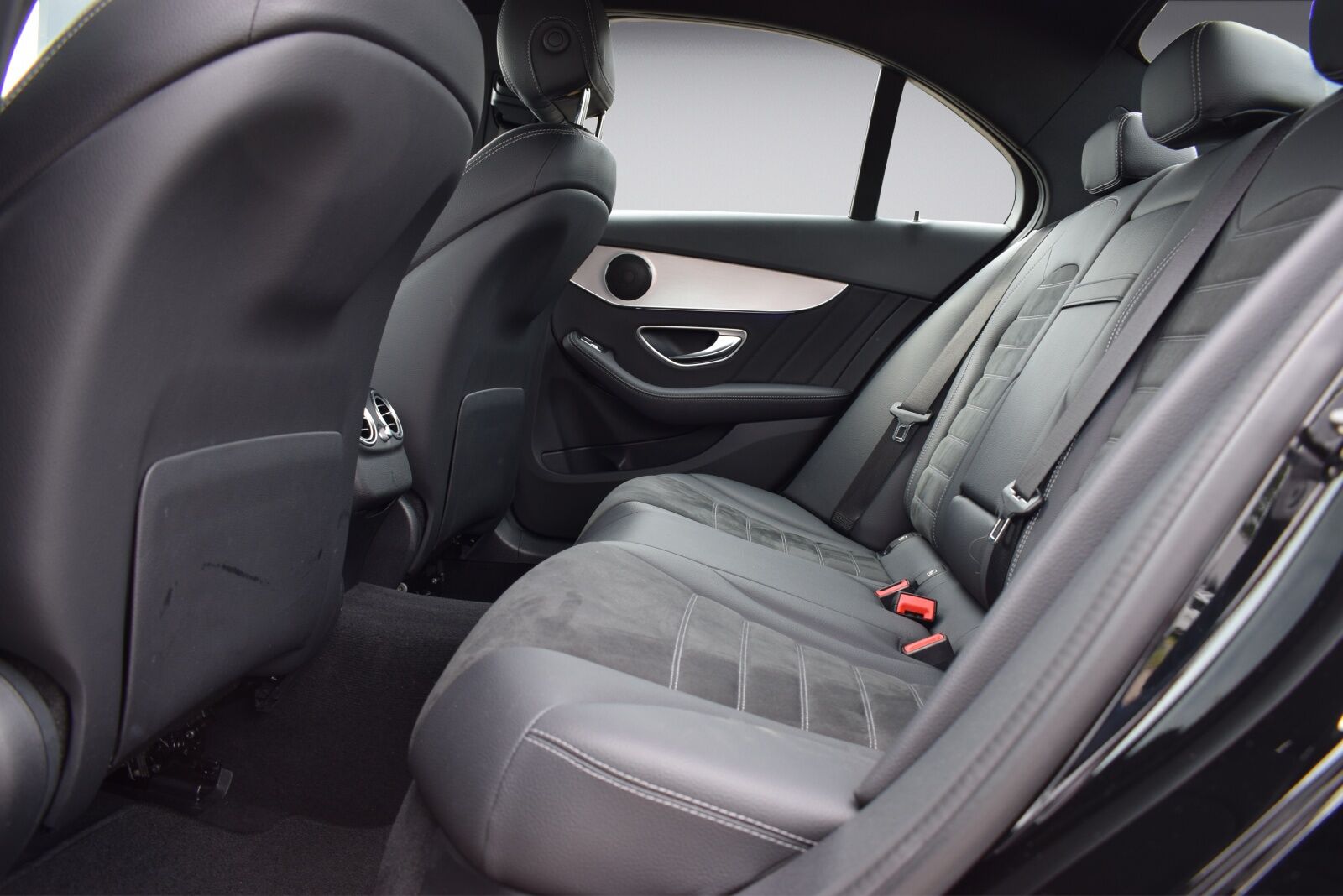 Billede af Mercedes-Benz C300 2,0 AMG Line 9G-Tronic 258HK Aut.