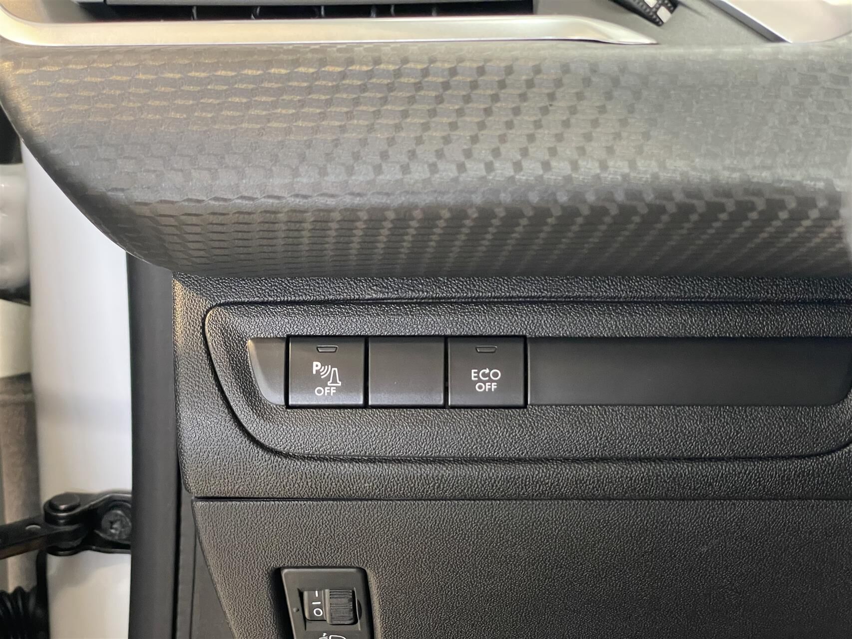 Billede af Peugeot 208 1,2 PureTech Selection Sky 82HK 5d