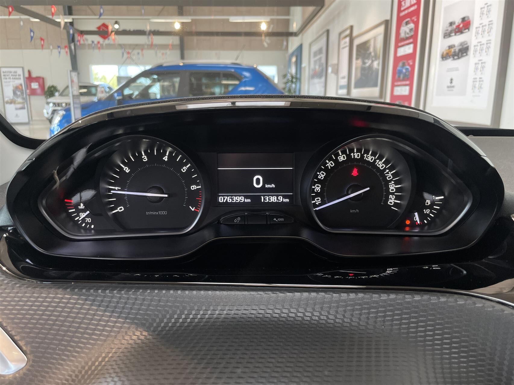 Billede af Peugeot 208 1,2 PureTech Selection Sky 82HK 5d