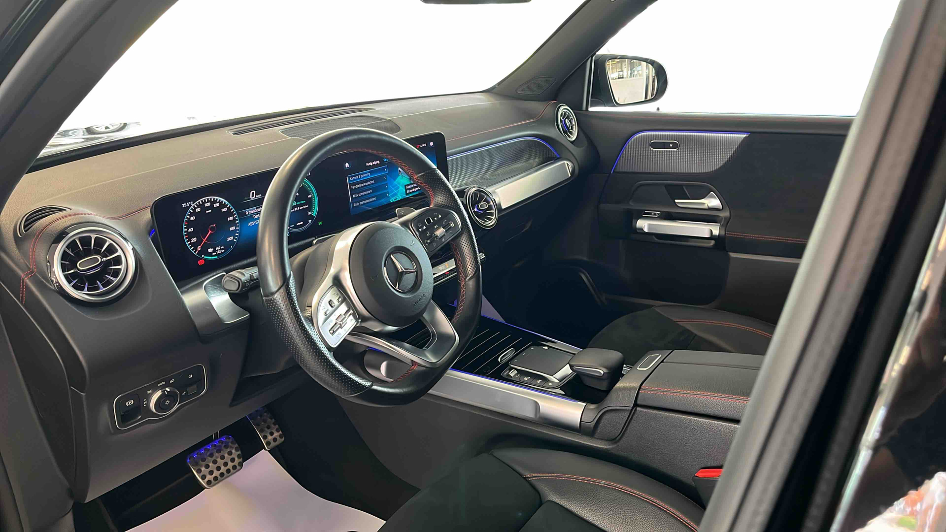 Billede af Mercedes-Benz EQB 350 EL AMG Line 4Matic 292HK 5d Aut.
