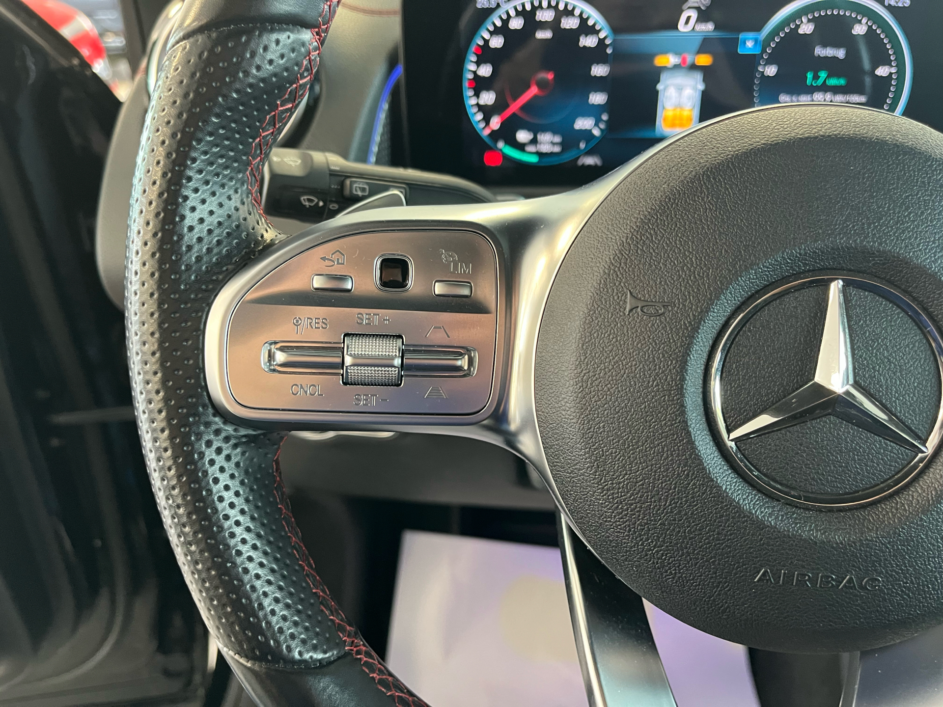 Billede af Mercedes-Benz EQB 350 EL AMG Line 4Matic 292HK 5d Aut.