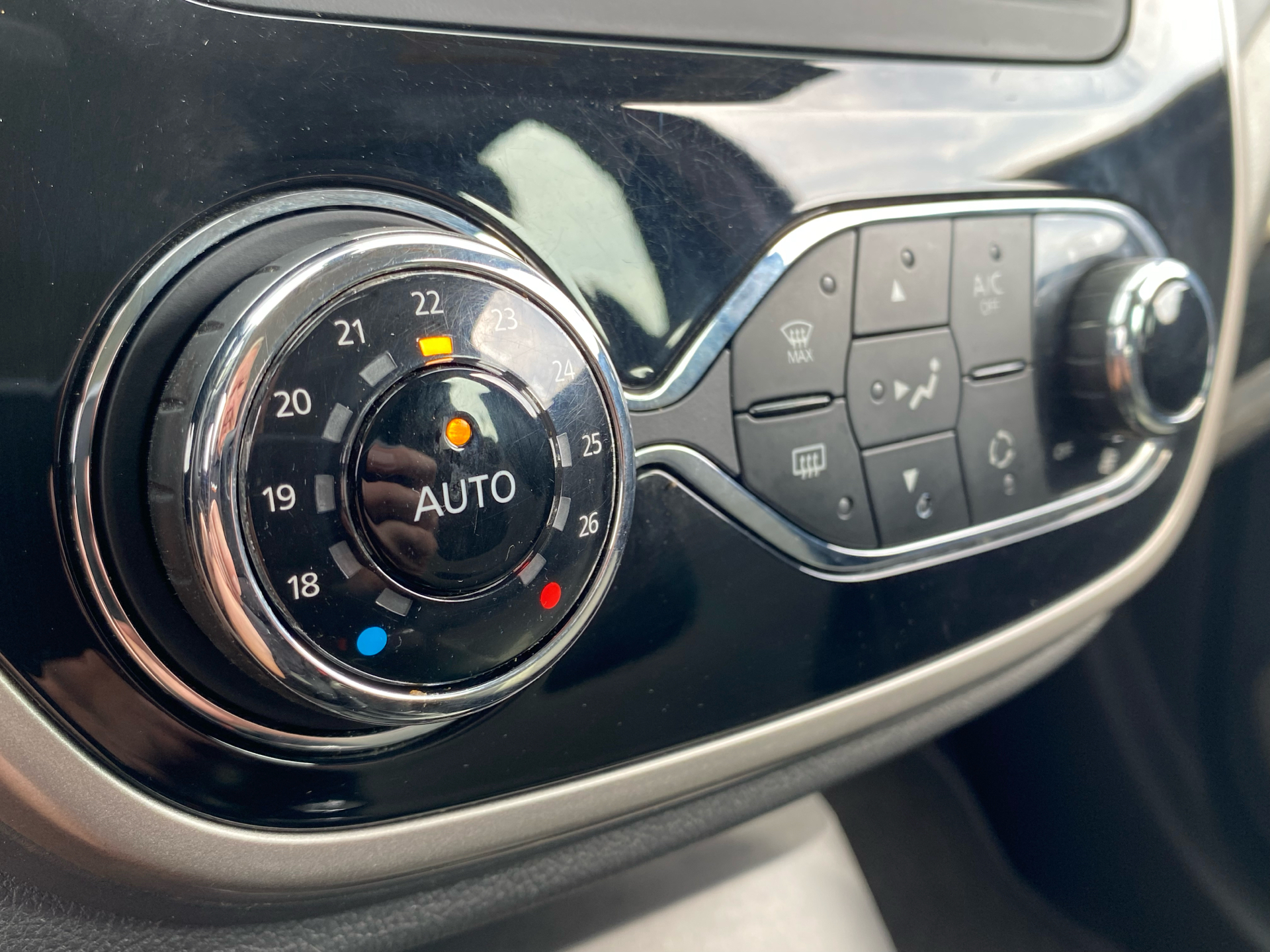 Billede af Renault Captur 0,9 Energy TCe Expression 90HK 5d