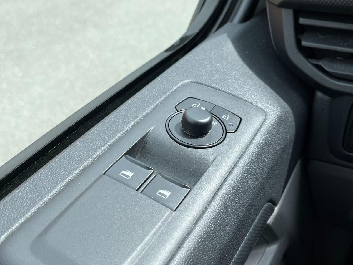 Billede af Ford Transit Custom 300 L2H1 2,0 EcoBlue Trend 136HK Van 8g Aut.