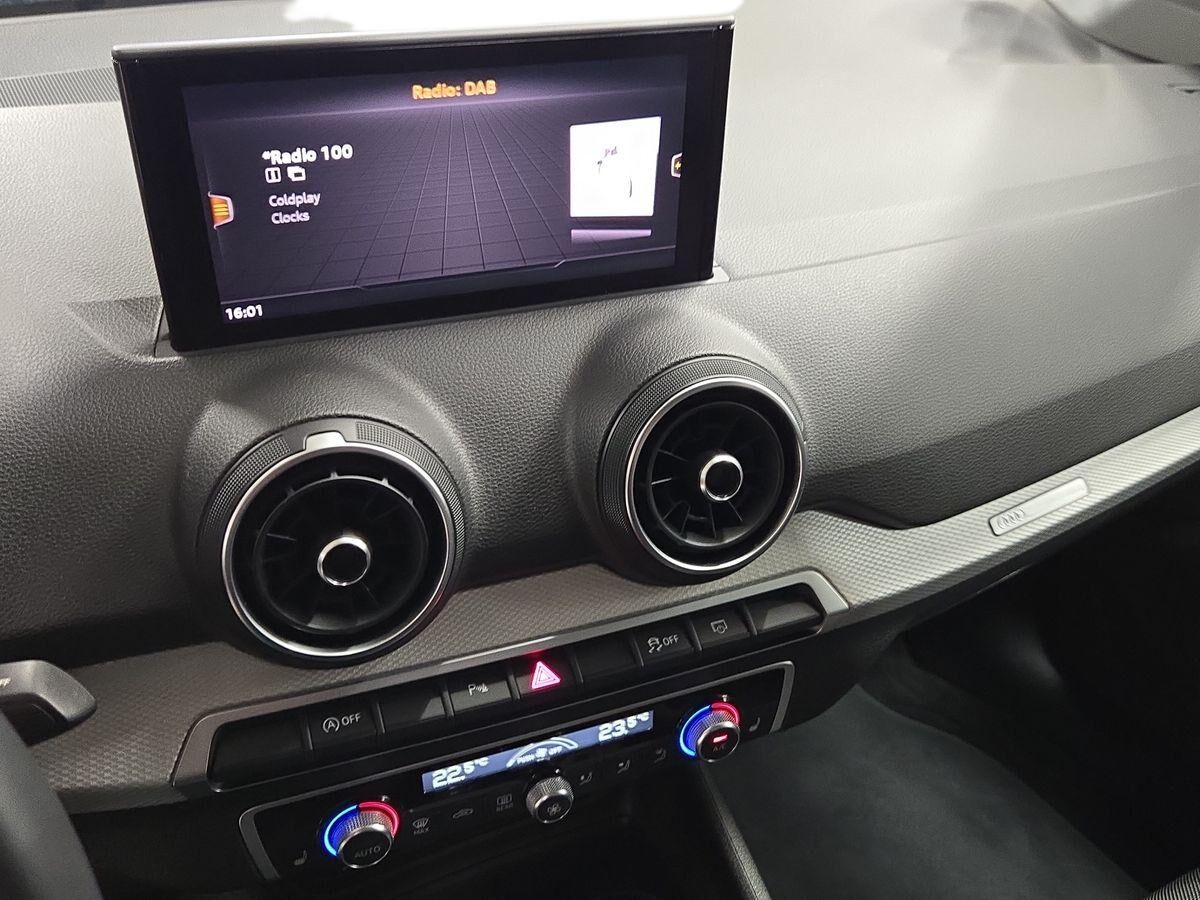 Billede af Audi Q2 1,5 35 TFSI Prestige S Tronic 150HK 5d 7g Aut.