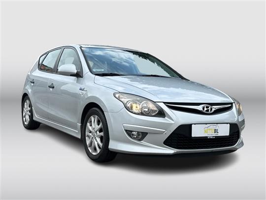 Hyundai i30 1,6 CRDi Comfort BlueDrive 90HK 5d 6g