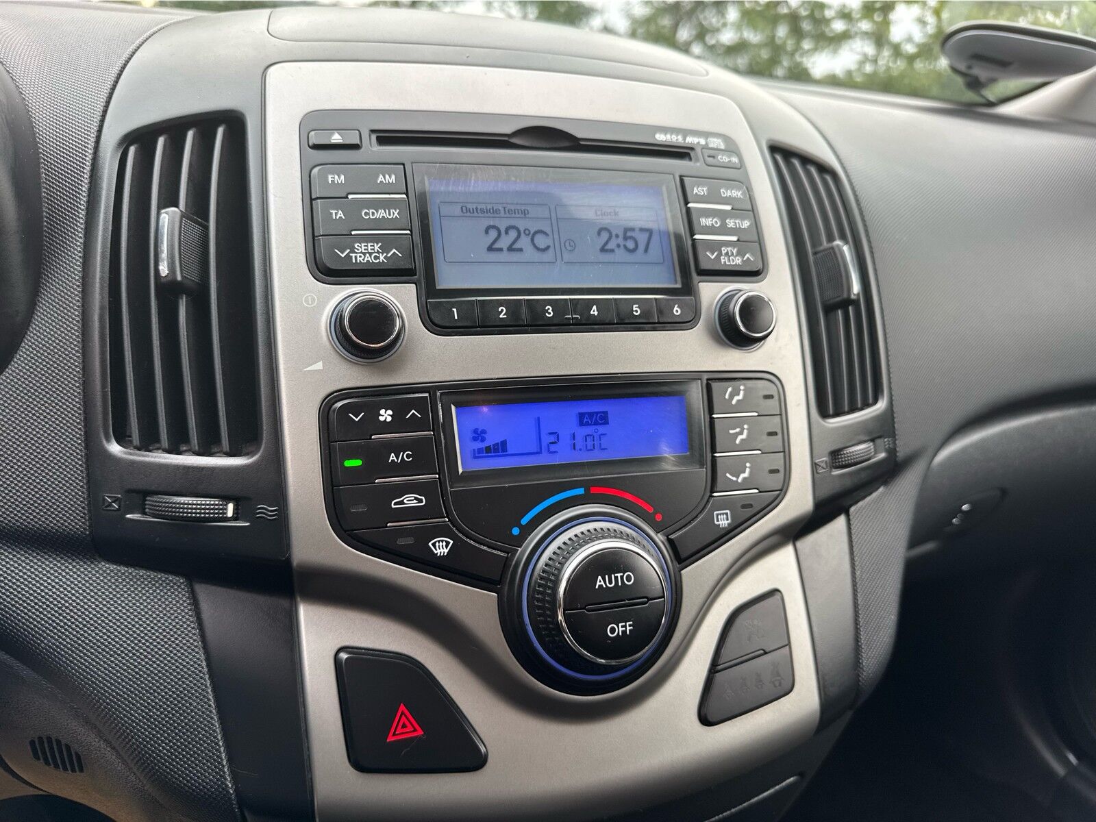 Billede af Hyundai i30 1,6 CRDi Comfort BlueDrive 90HK 5d 6g