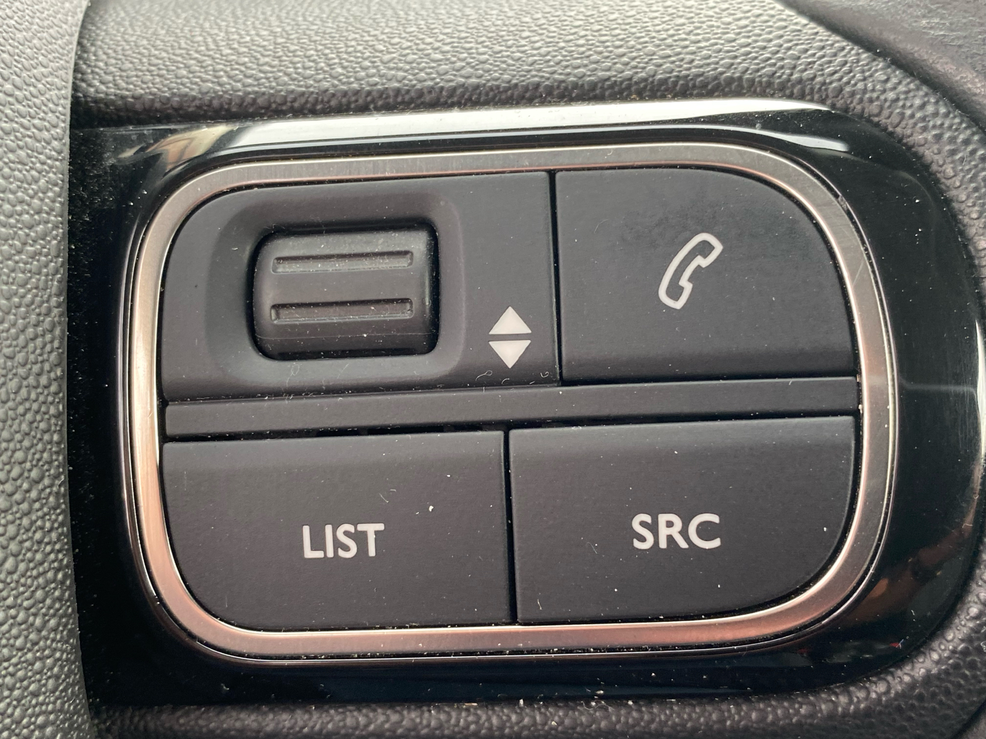 Billede af Citroën C3 Aircross 1,2 PureTech Iconic start/stop 110HK 5d