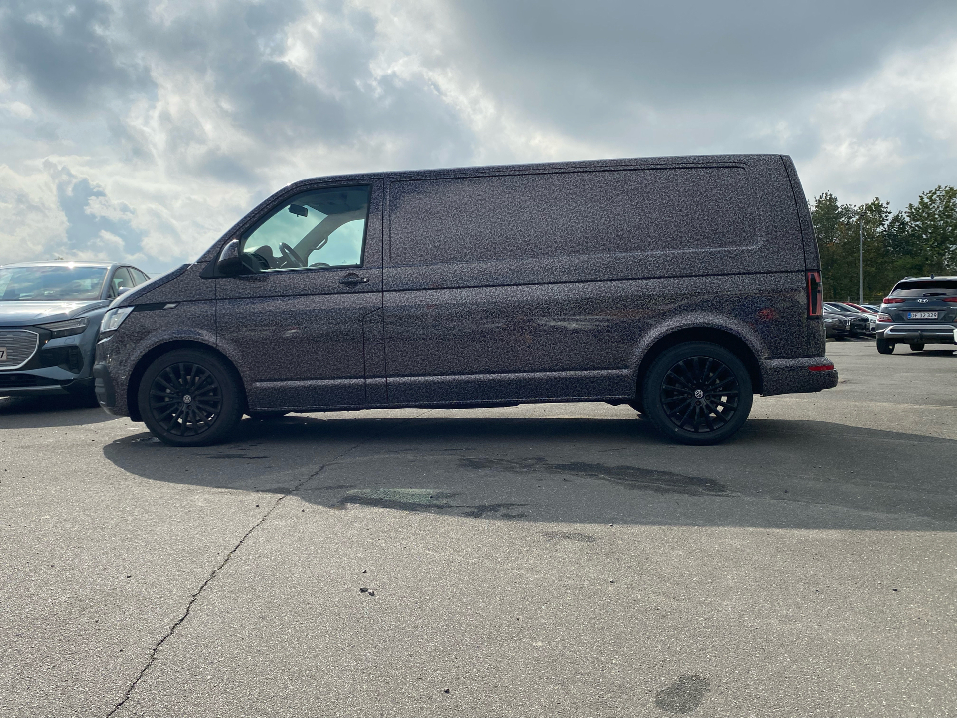 Billede af VW Transporter Lang 2,5 TDI 130HK Van Aut.