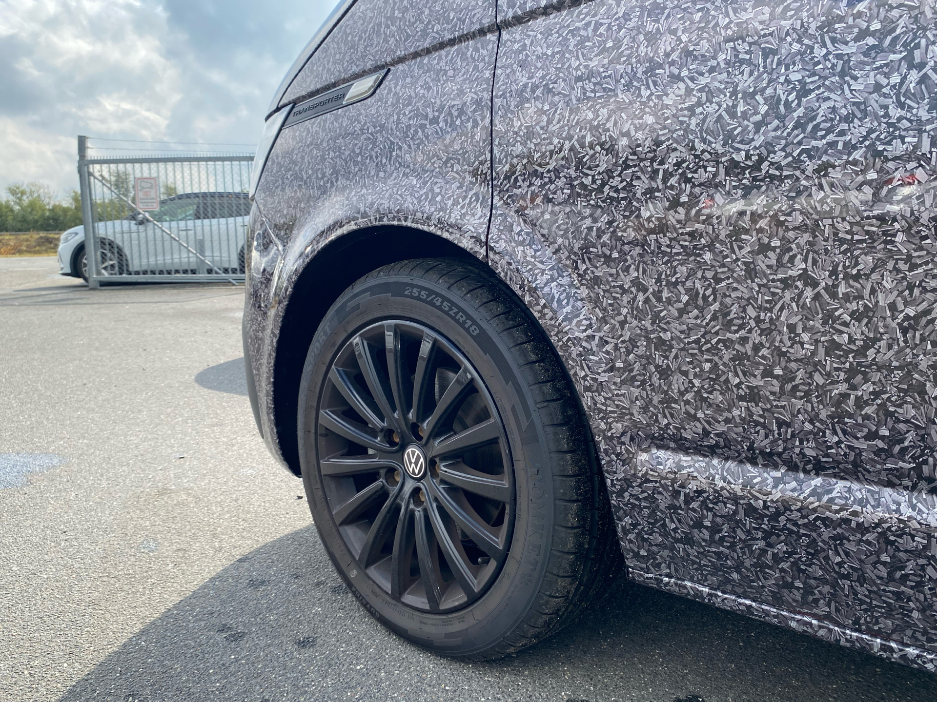 Billede af VW Transporter Lang 2,5 TDI 130HK Van Aut.