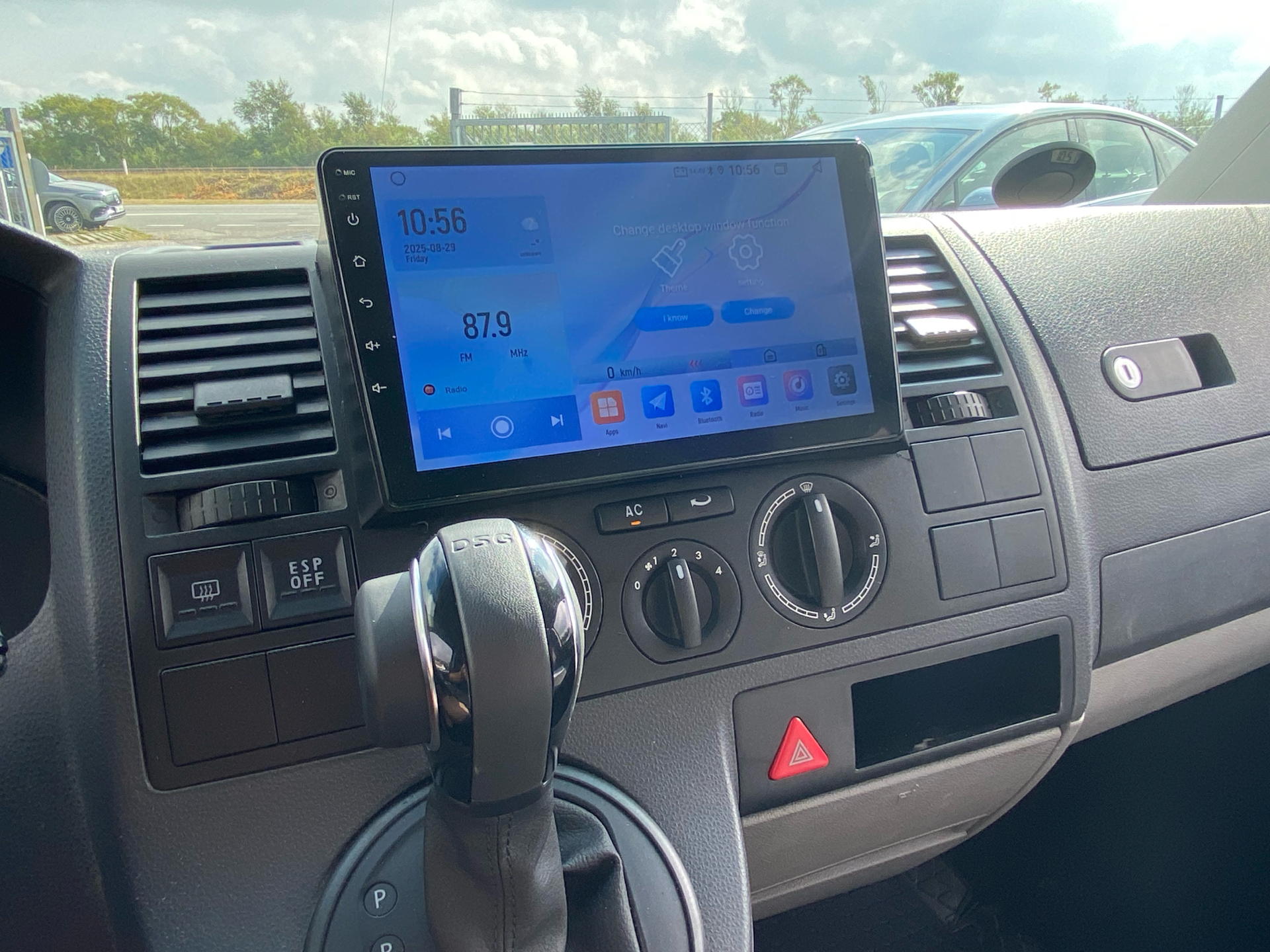 Billede af VW Transporter Lang 2,5 TDI 130HK Van Aut.