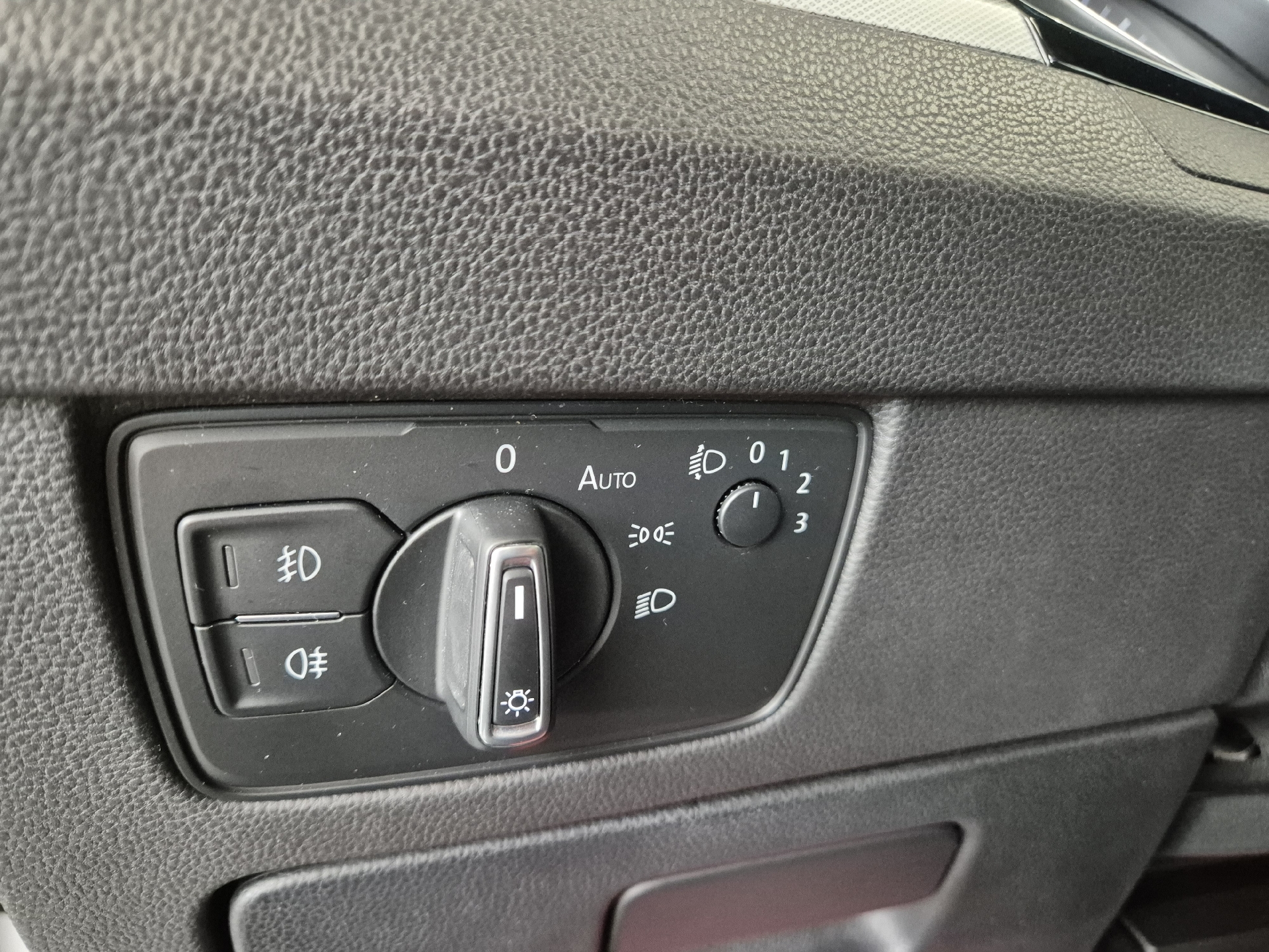 Billede af VW Passat Variant 1,6 TDI Comfortline DSG 120HK Stc 7g Aut.