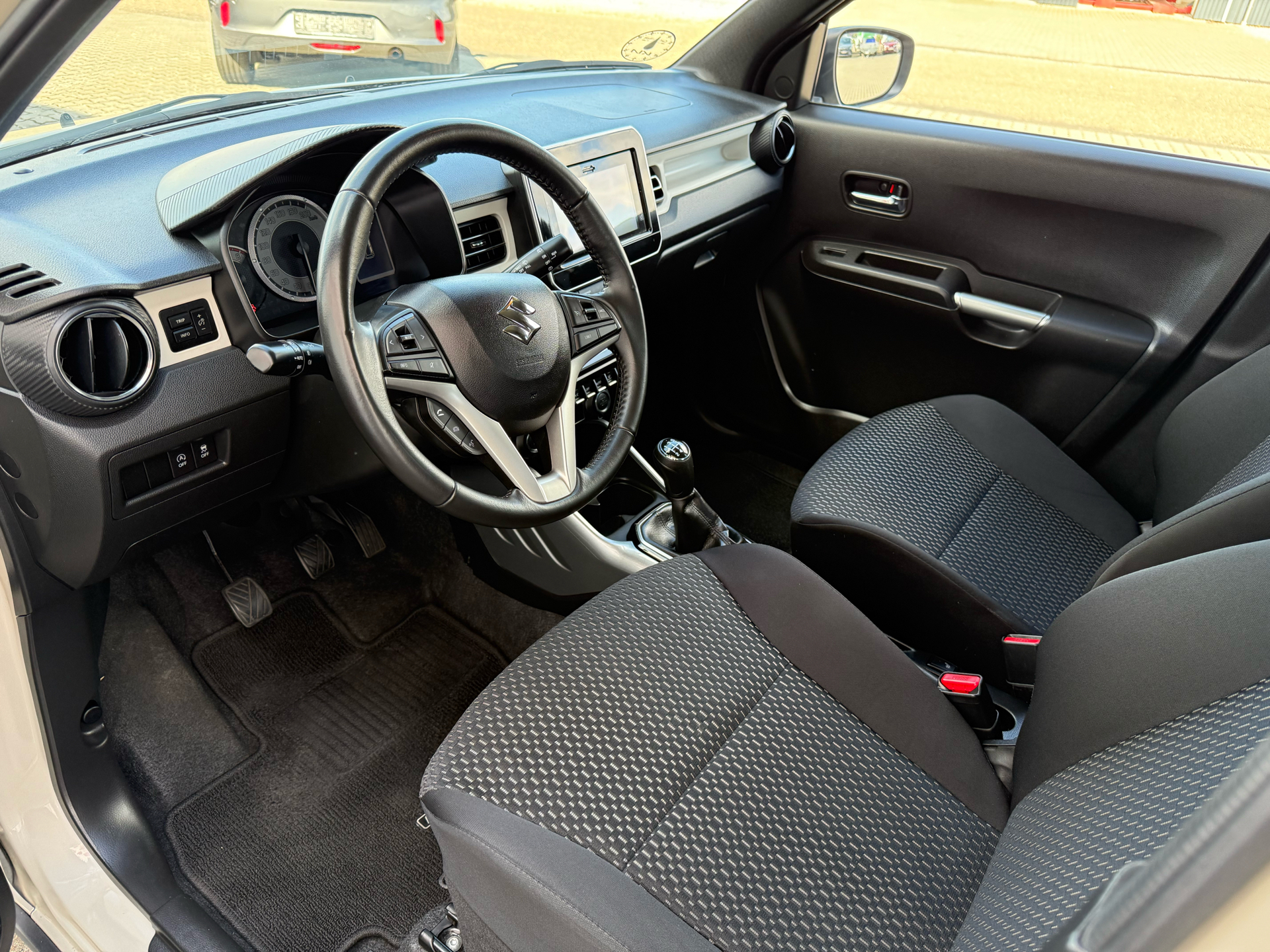 Billede af Suzuki Ignis 1,2 Dualjet  Mild hybrid Adventure Hybrid 83HK 5d