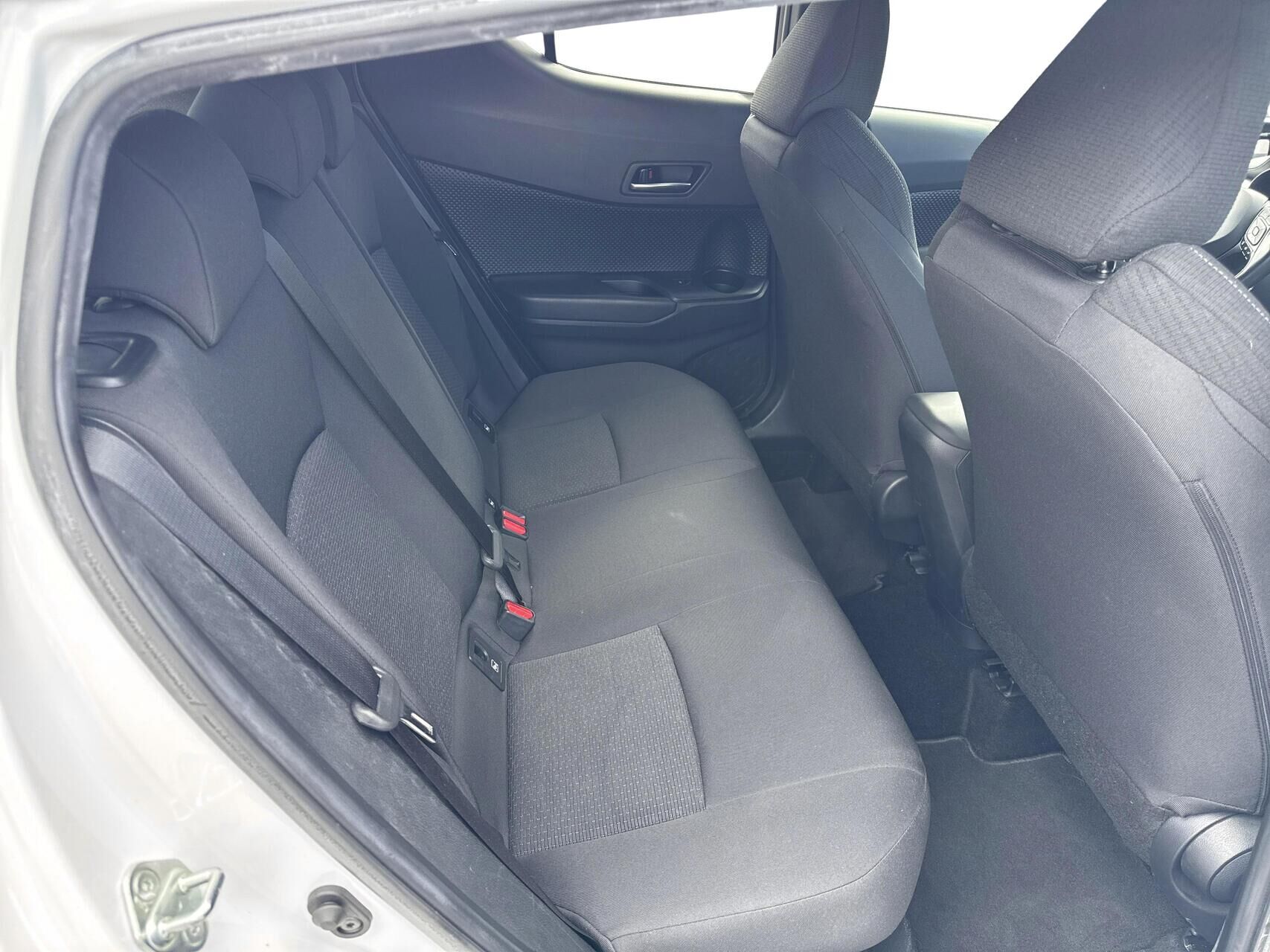 Billede af Toyota C-HR 1,8 Hybrid C-LUB Multidrive S 122HK 5d Aut.