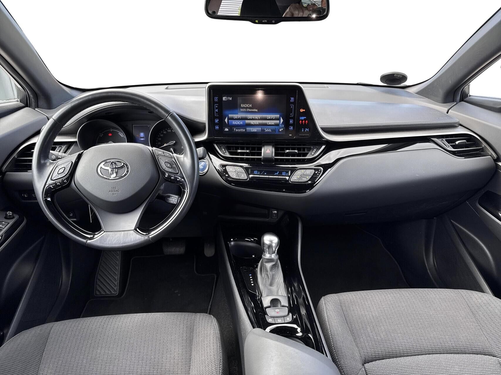 Billede af Toyota C-HR 1,8 Hybrid C-LUB Multidrive S 122HK 5d Aut.