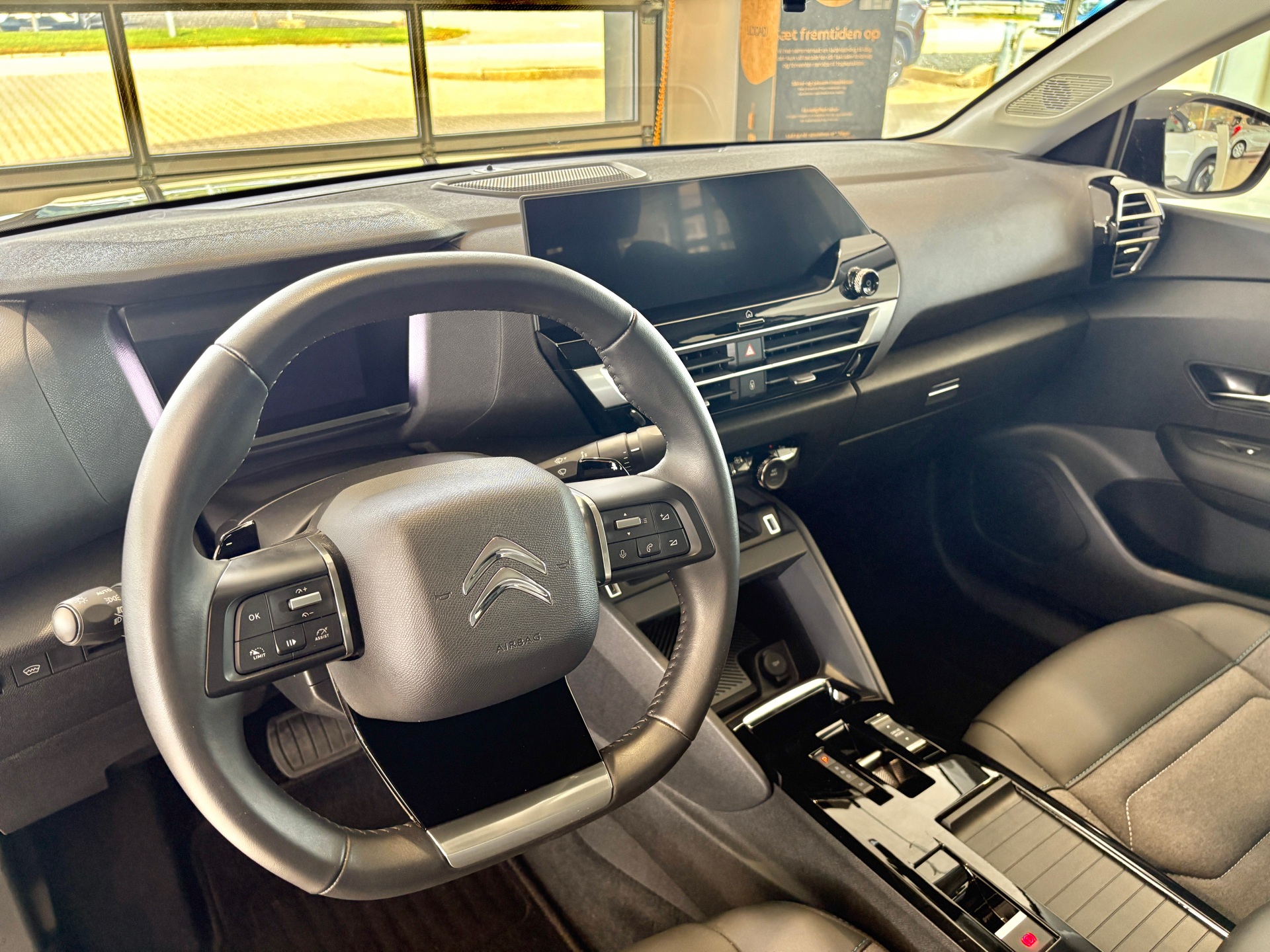 Billede af Citroën C4 1,2 PureTech VTR Sport EAT8 130HK 5d 8g Aut.