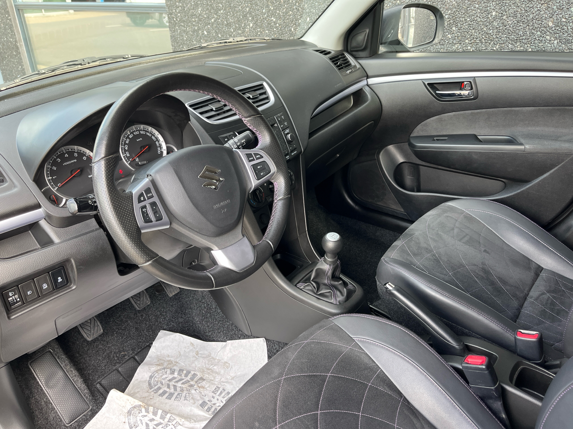 Billede af Suzuki Swift 1,2 Dualjet 16V Style 90HK 5d