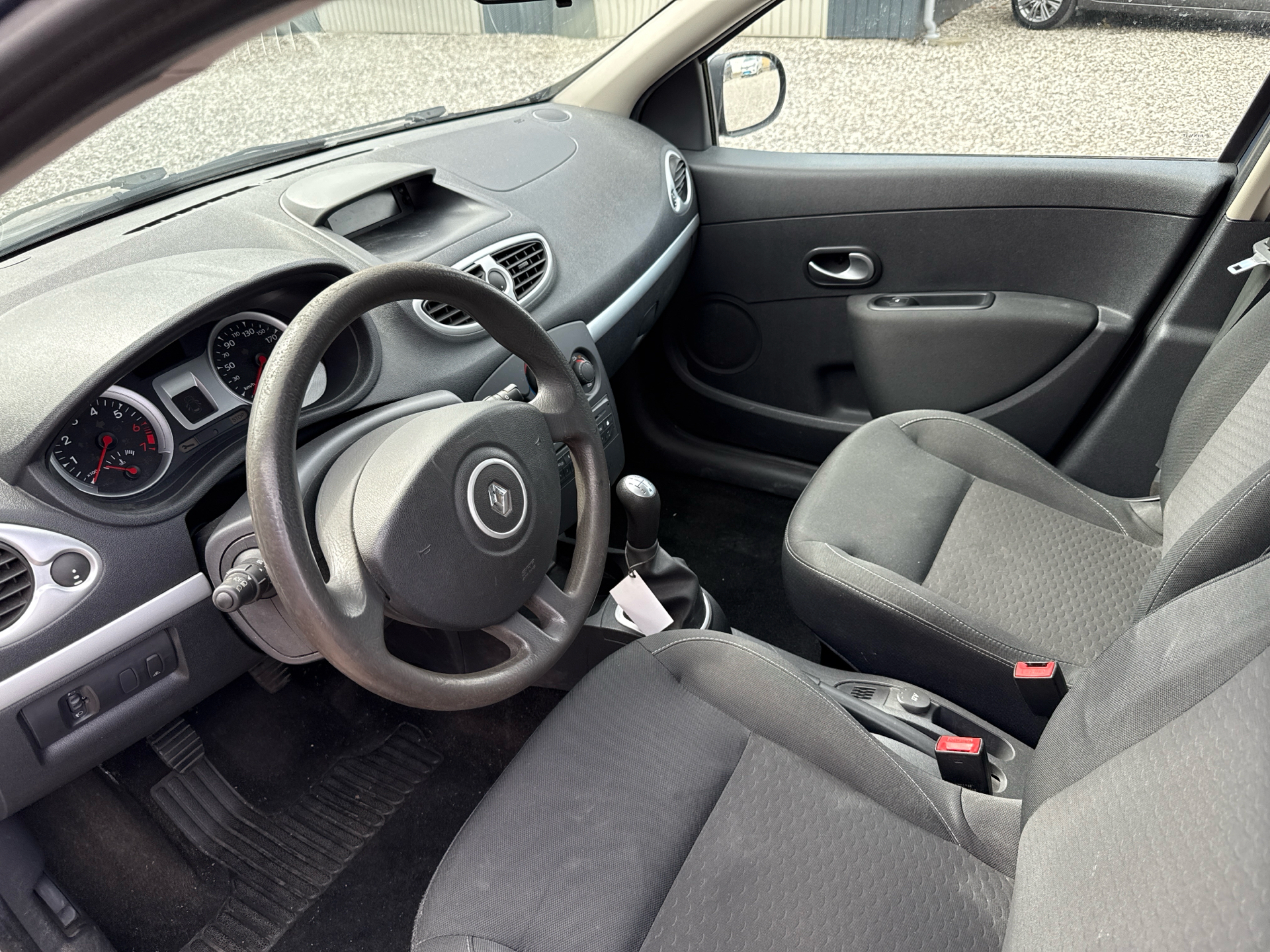 Billede af Renault Clio Sport Tourer 1,2 16V Authentique 75HK Stc