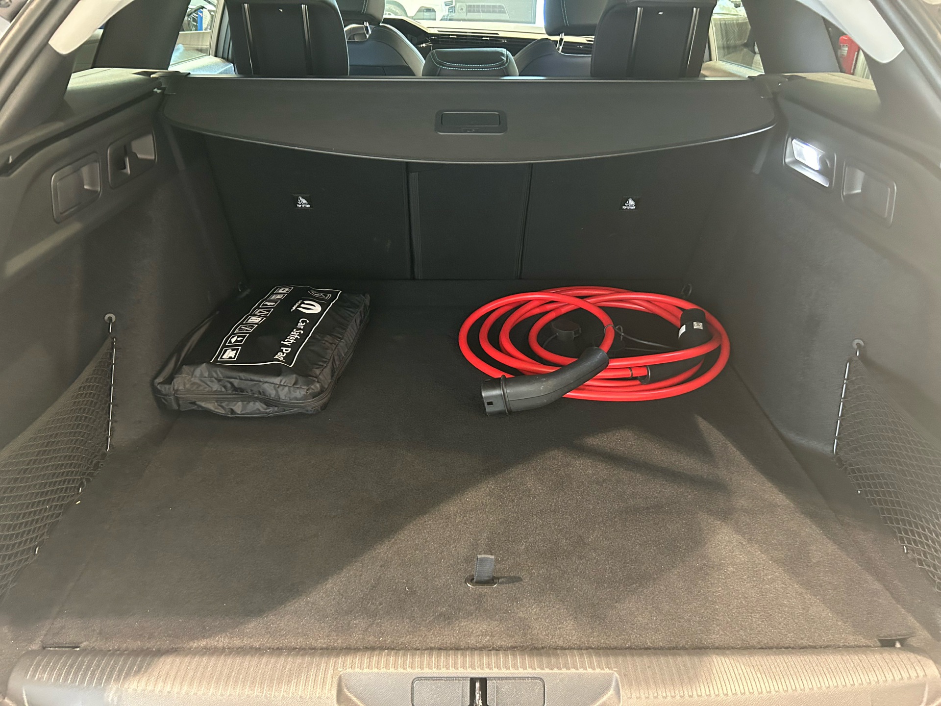 Billede af Peugeot e-308 EL Style 156HK Stc Aut.