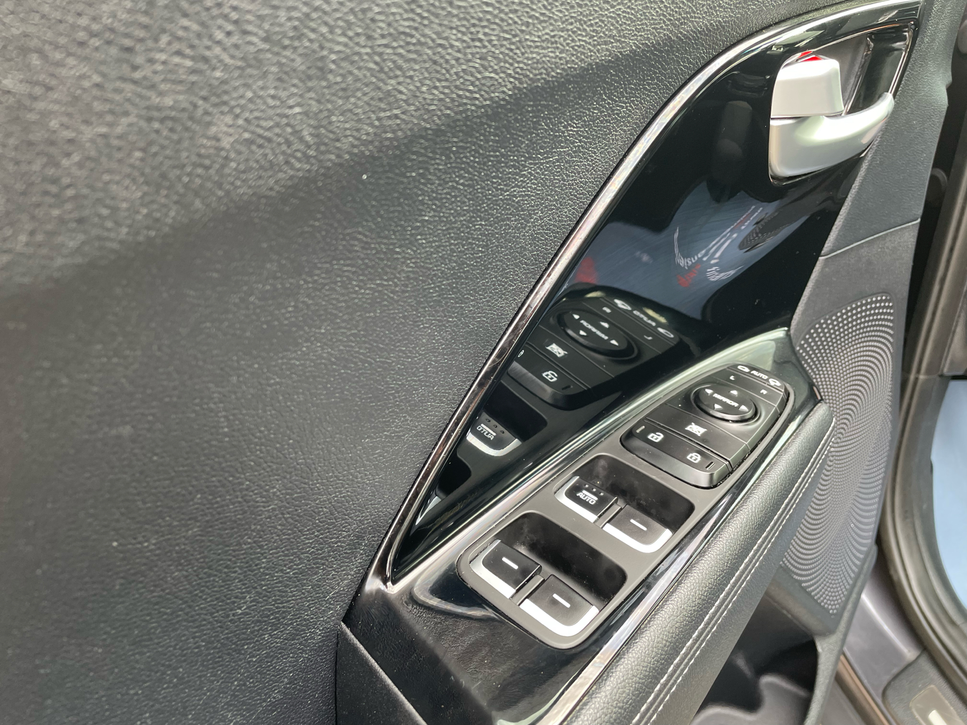 Billede af Kia Niro 1,6 GDI PHEV  Plugin-hybrid Advance DCT 141HK 5d 6g Aut.