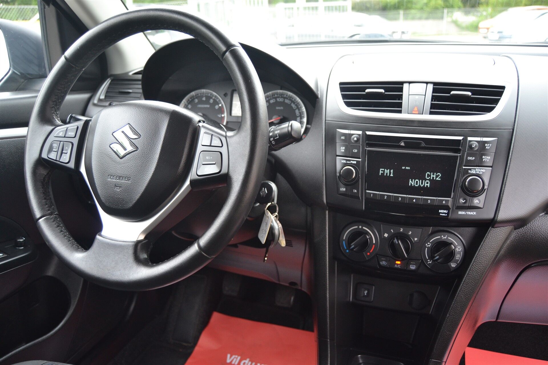 Billede af Suzuki Swift 1,2 Dualjet 16V Club Plus 90HK 5d