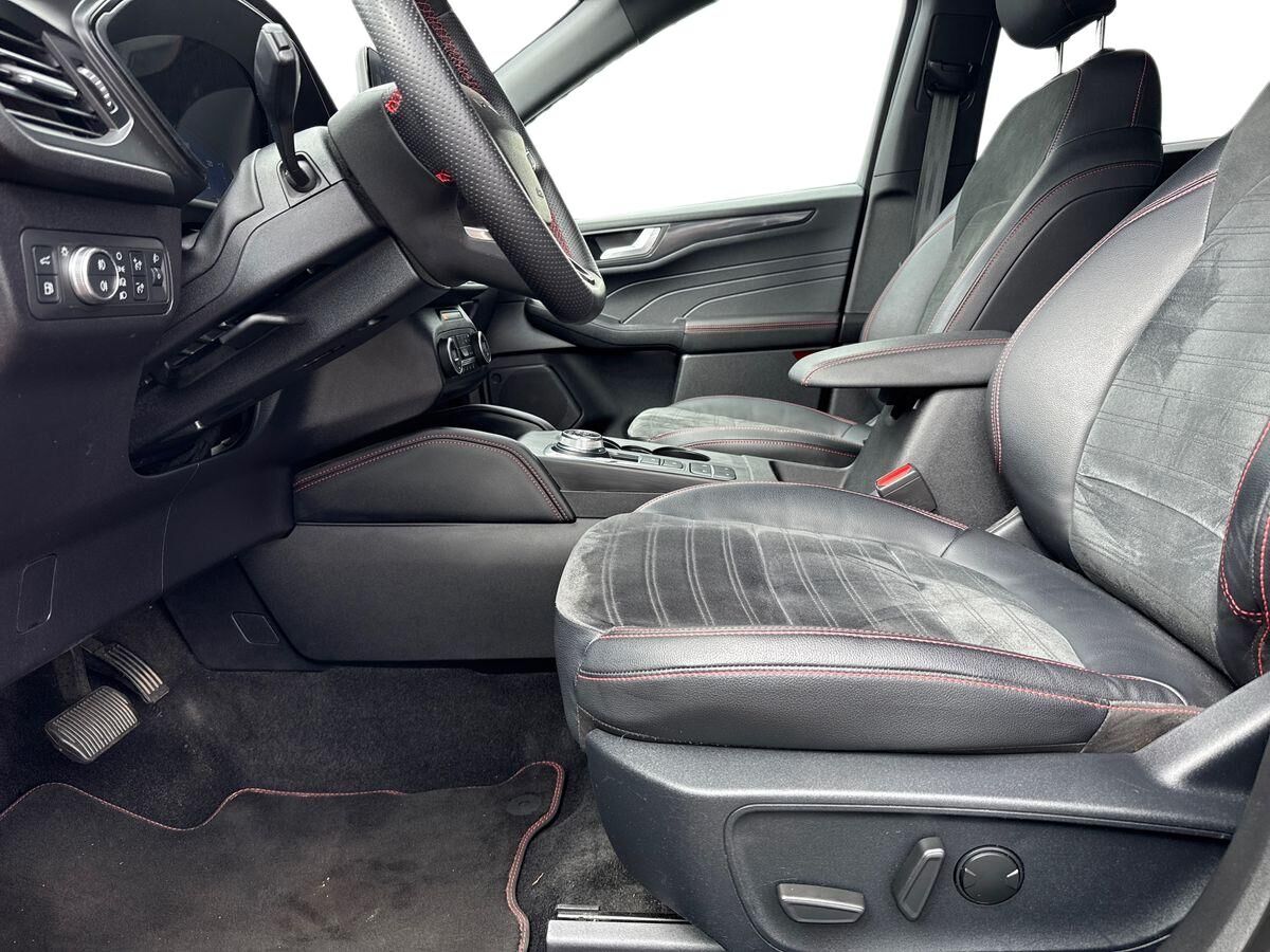 Billede af Ford Kuga 2,5 Plugin-hybrid ST-Line X CVT 225HK 5d Trinl. Gear