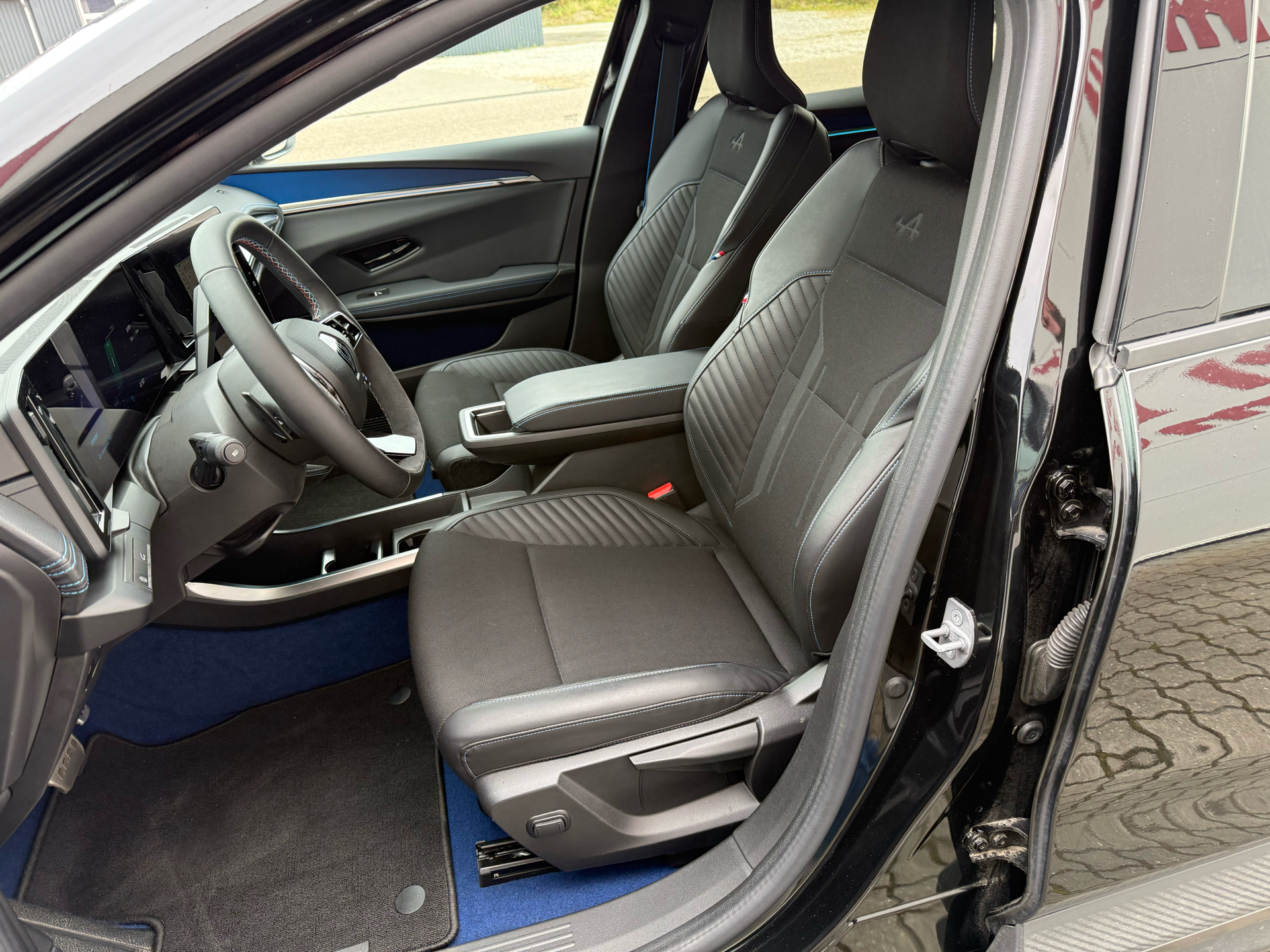 Billede af Renault Scénic E-TECH Esprit Alpine 220HK Aut.