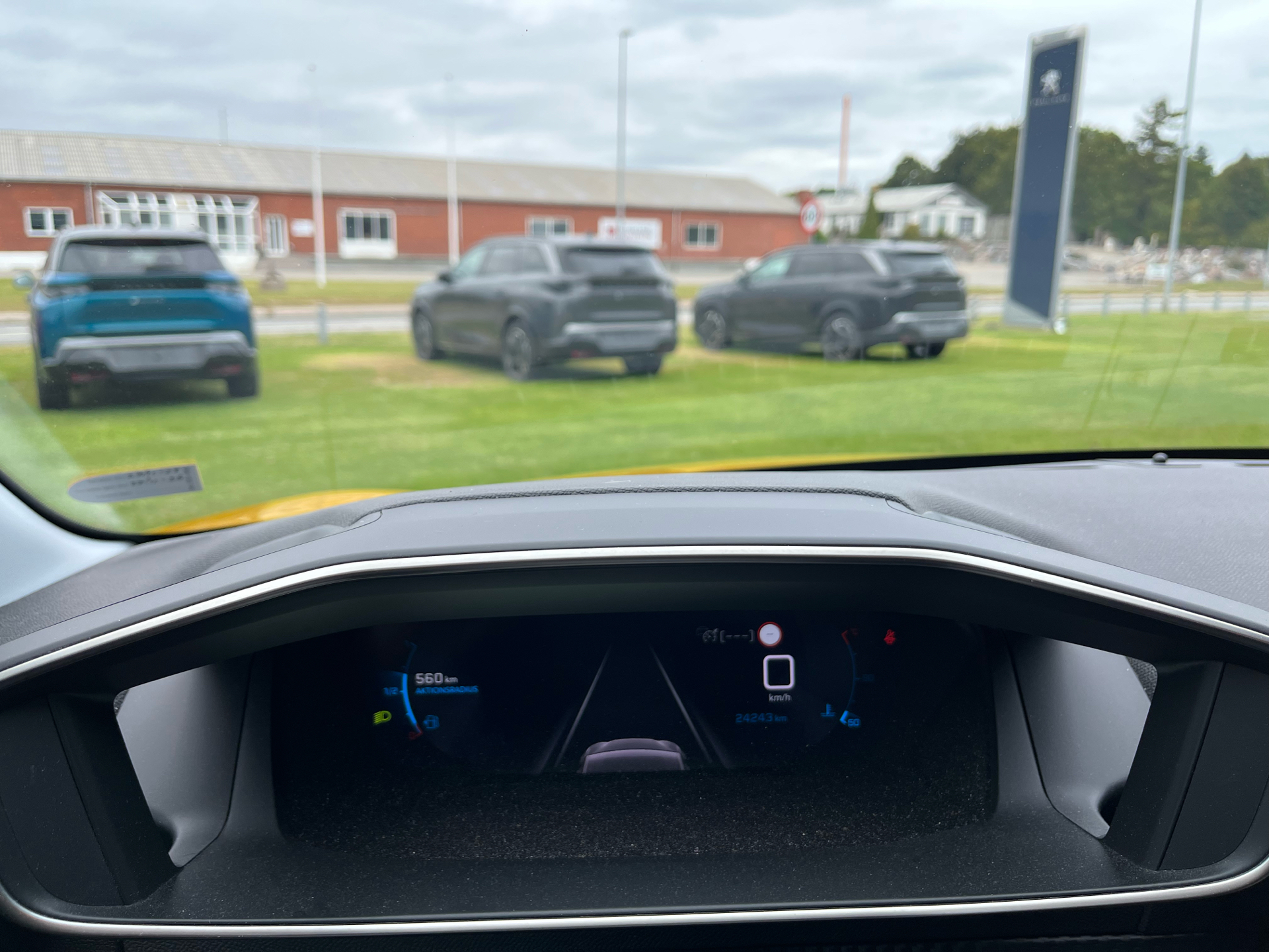 Billede af Peugeot 208 1,2 PureTech Black Selection 100HK 5d 6g