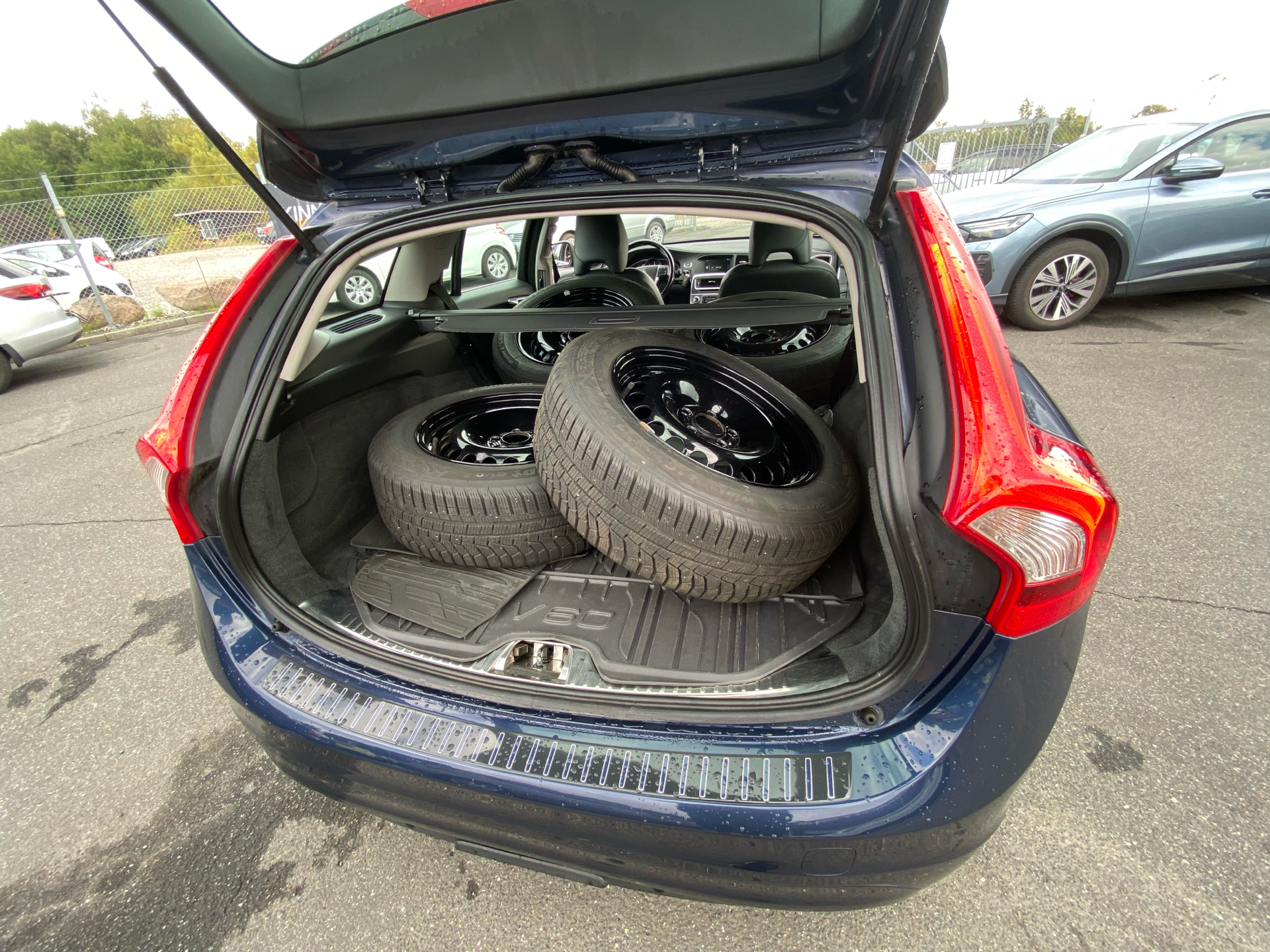 Billede af Volvo V60 2,0 D3 Momentum 136HK Stc 6g