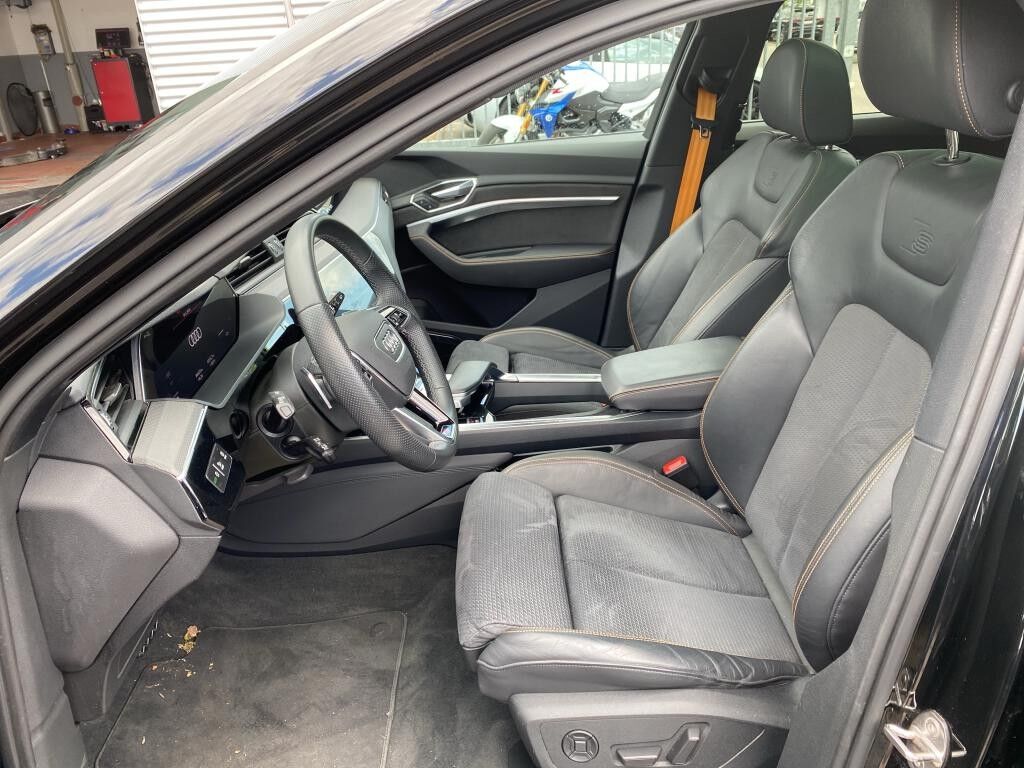 Billede af Audi E-tron 55 Black Edition S-line Quattro 408HK 5d Aut. 