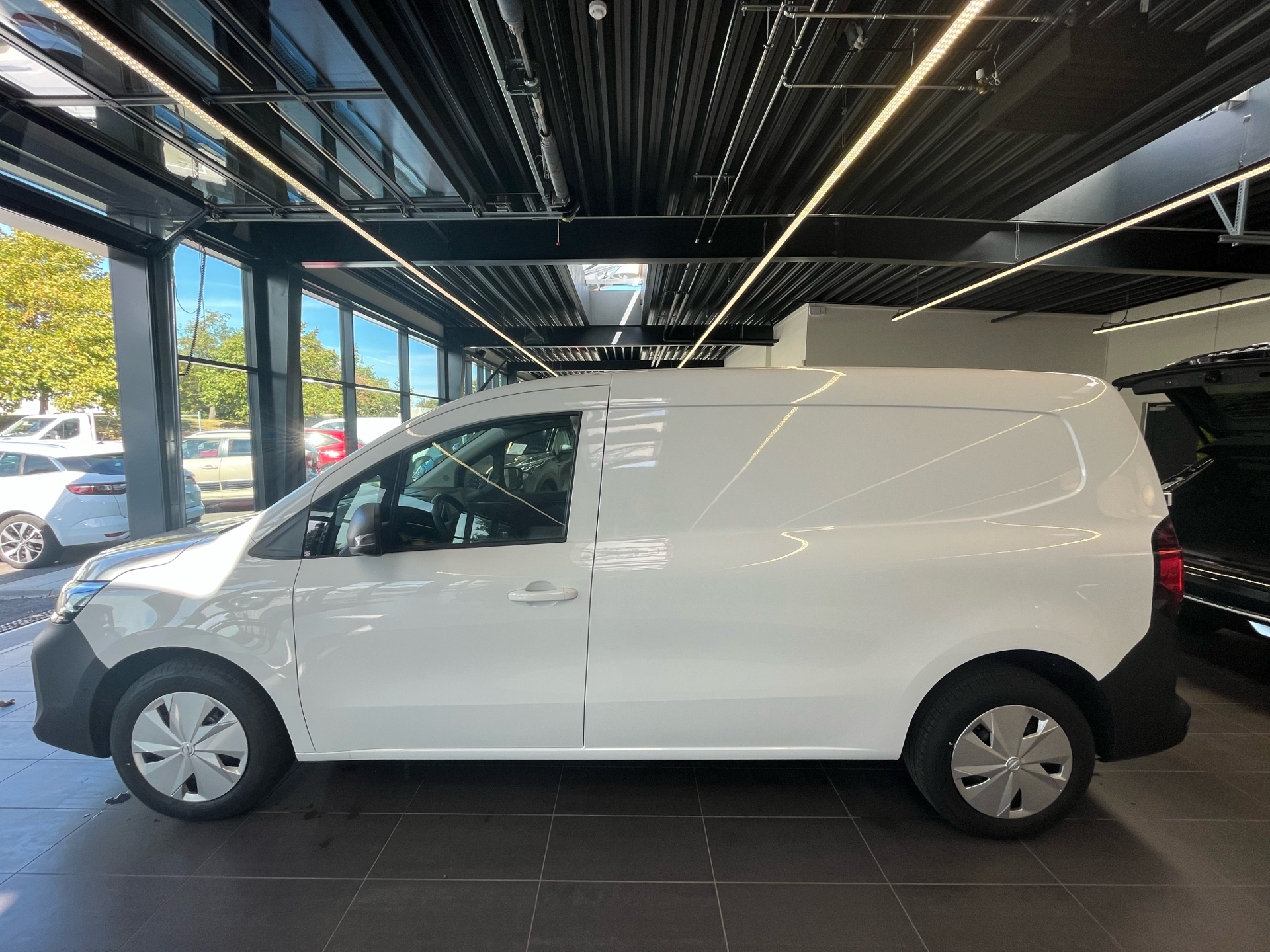 Billede af Nissan Townstar L2 3 Sæder EL N-Connecta 122HK Van Aut.