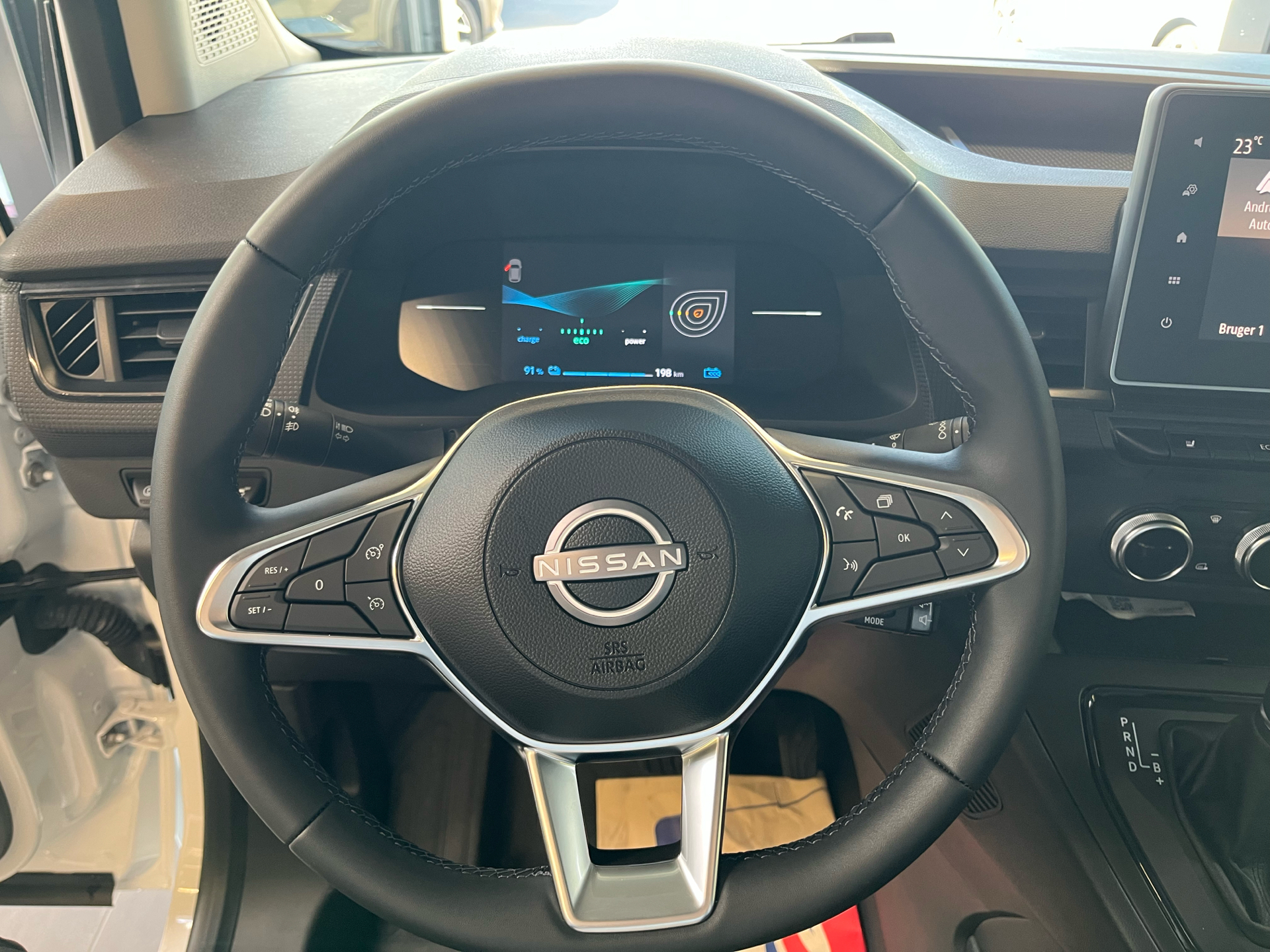 Billede af Nissan Townstar L2 3 Sæder EL N-Connecta 122HK Van Aut.