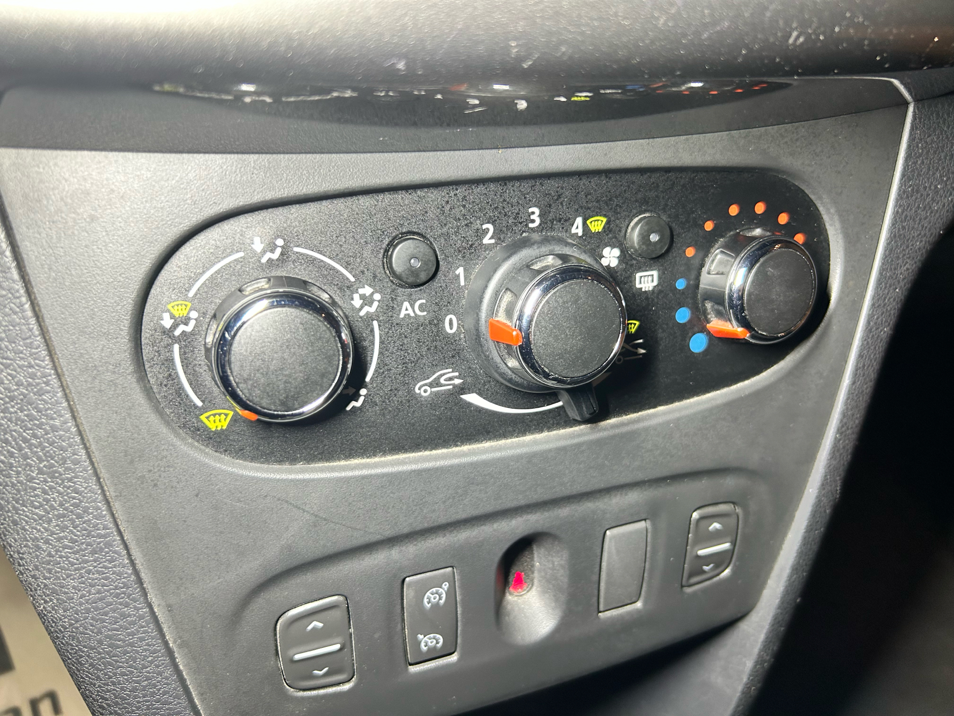 Billede af Dacia Logan 0,9 Tce Lauréate 90HK