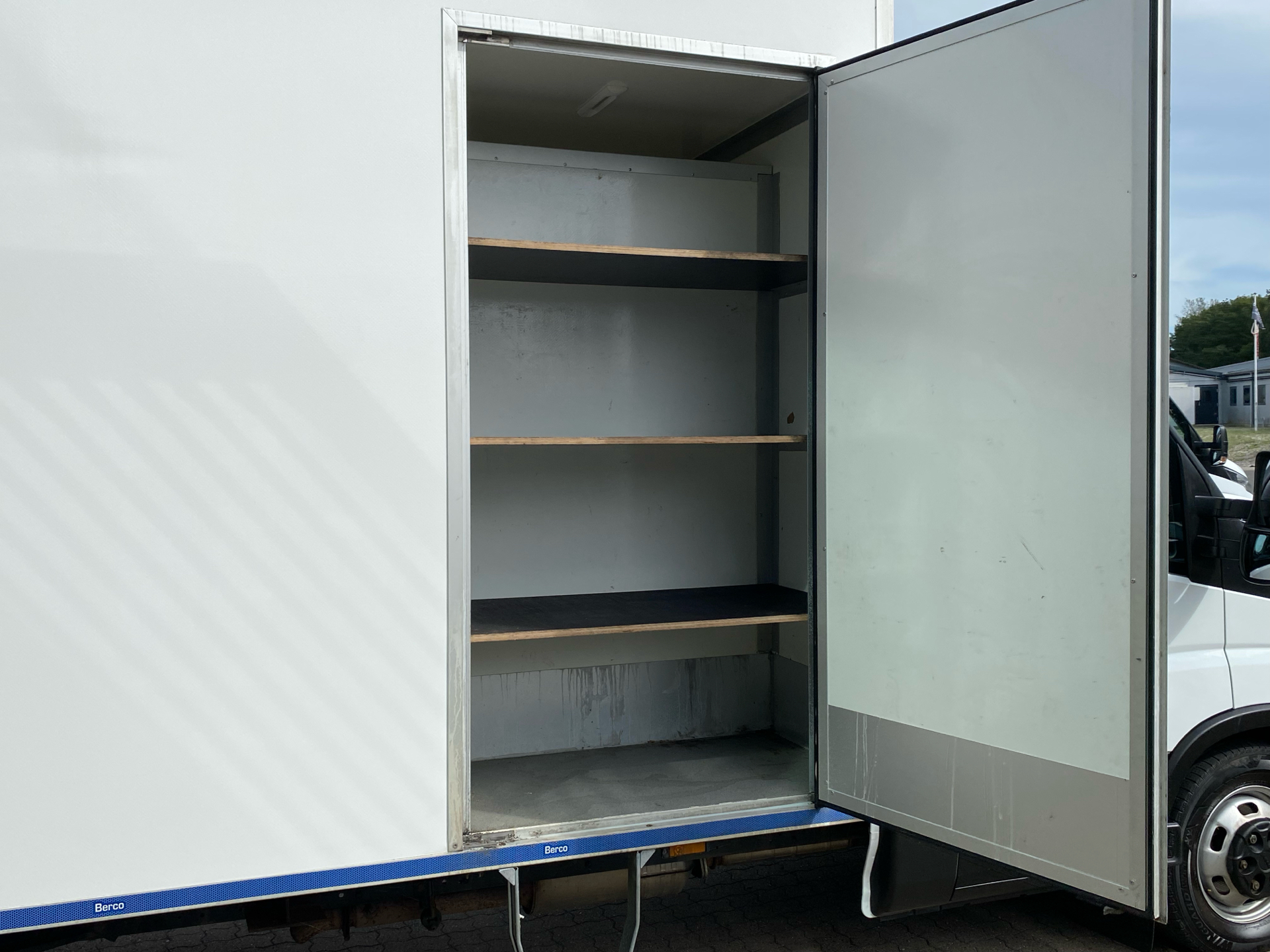 Billede af Iveco Daily 35C18 4100mm 3,0 D 180HK Ladv./Chas. 8g Aut.