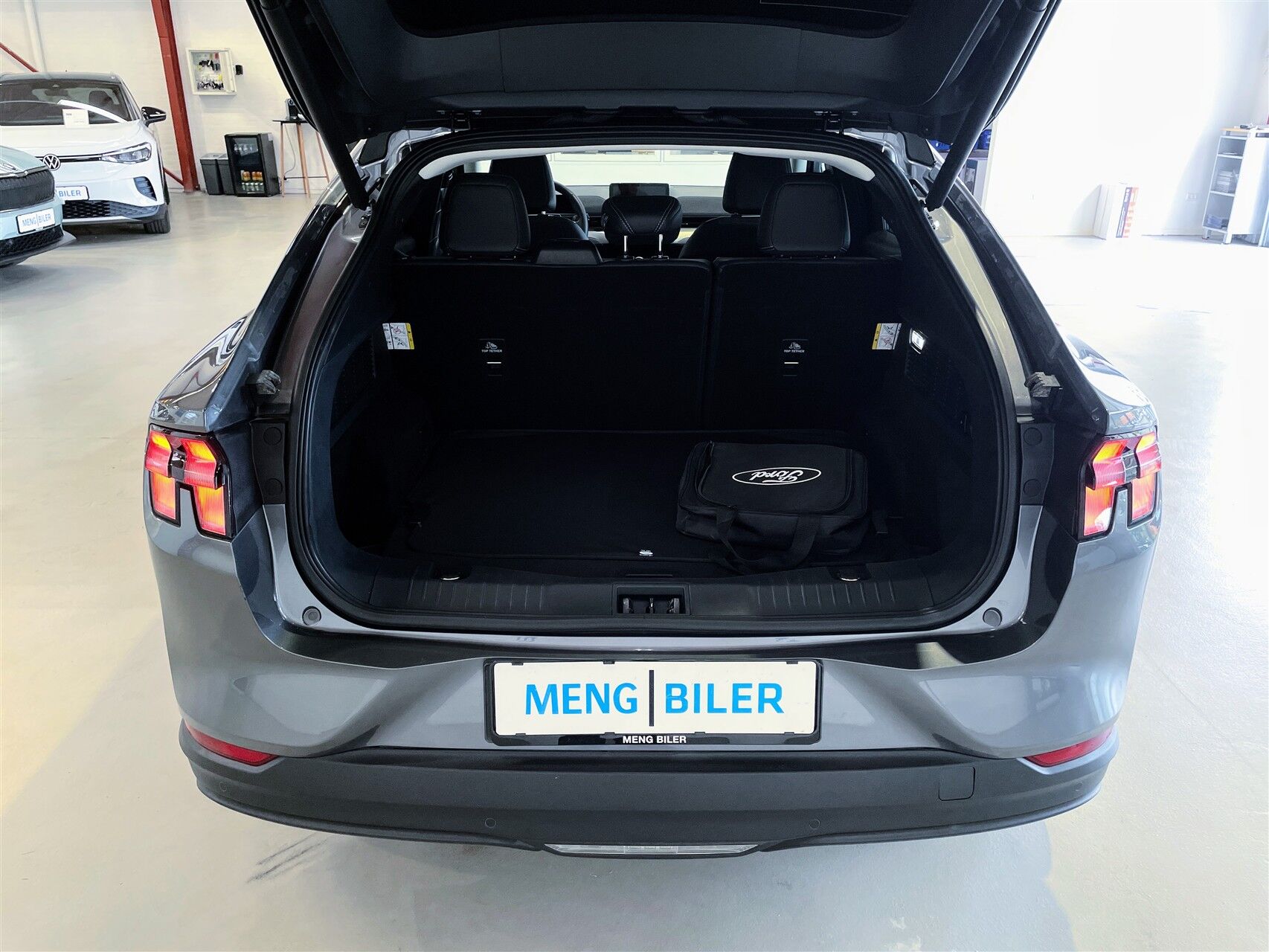 Billede af Ford Mustang Mach-E EL UR 294HK 5d Aut.