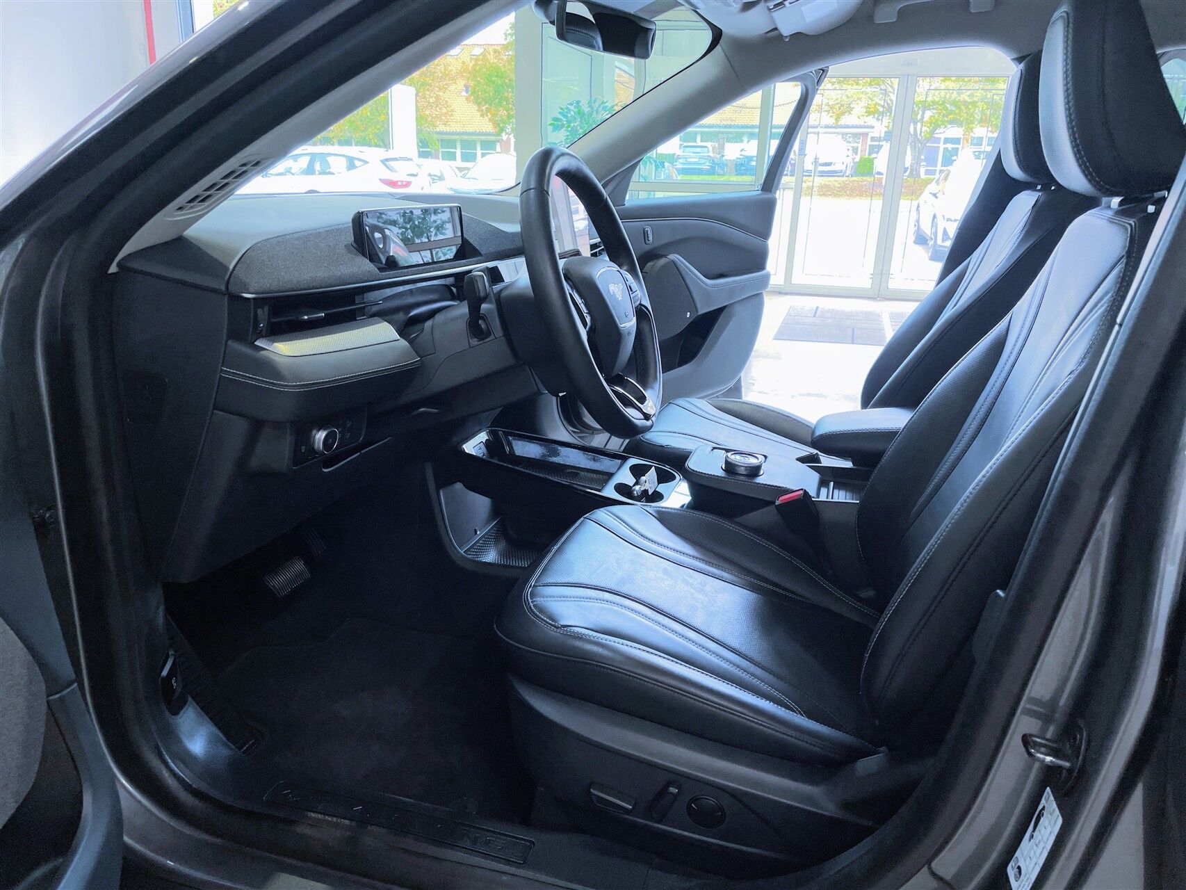 Billede af Ford Mustang Mach-E EL UR 294HK 5d Aut.