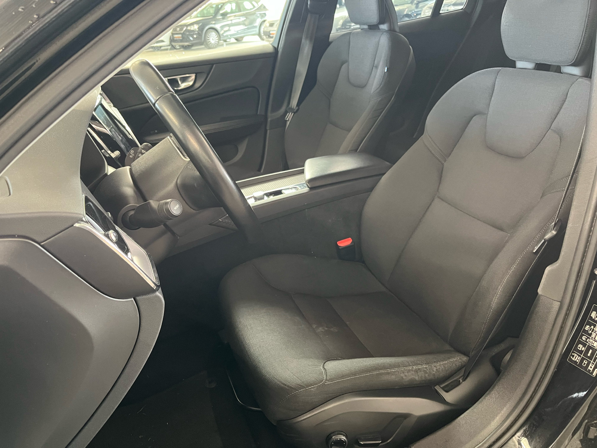 Billede af Volvo V60 2,0 D4 Momentum 190HK Stc 8g Aut.