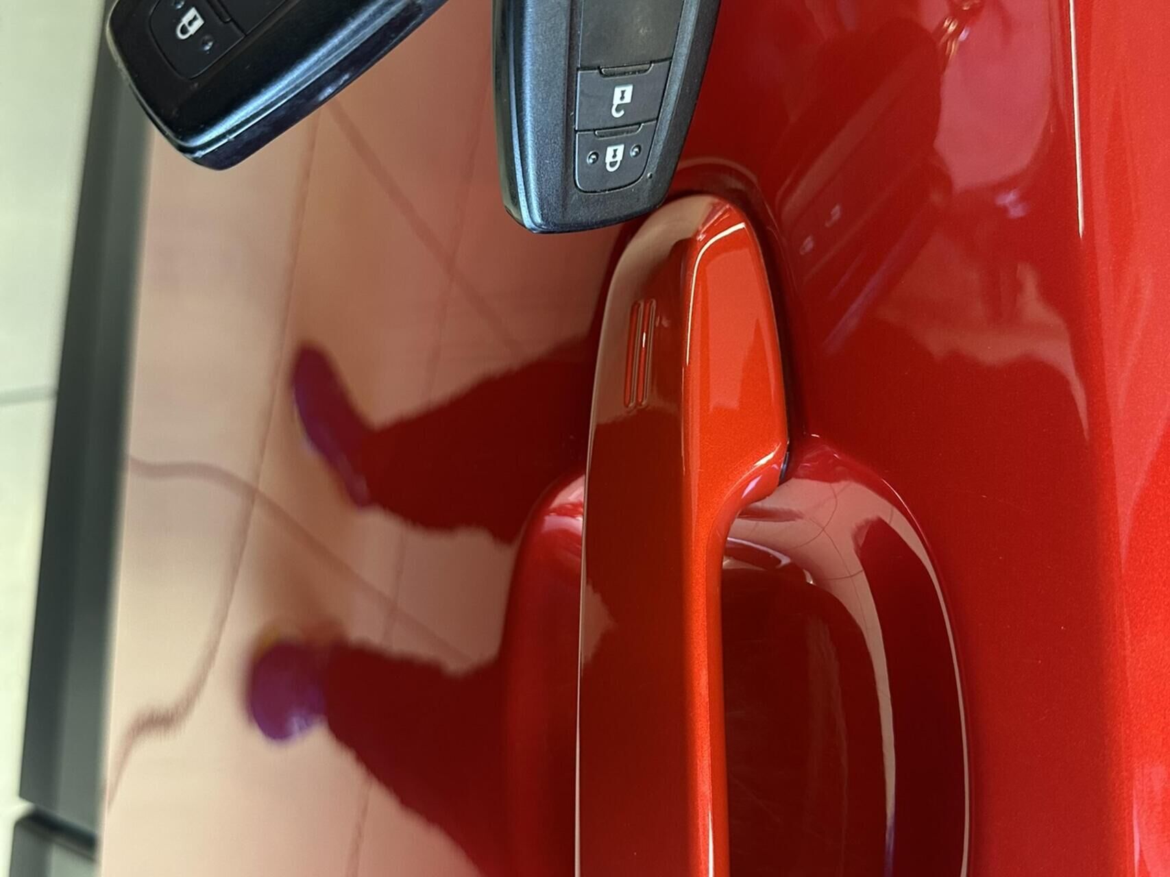 Billede af Toyota C-HR 1,8 Hybrid C-LUB Smart Multidrive S 122HK 5d Aut.