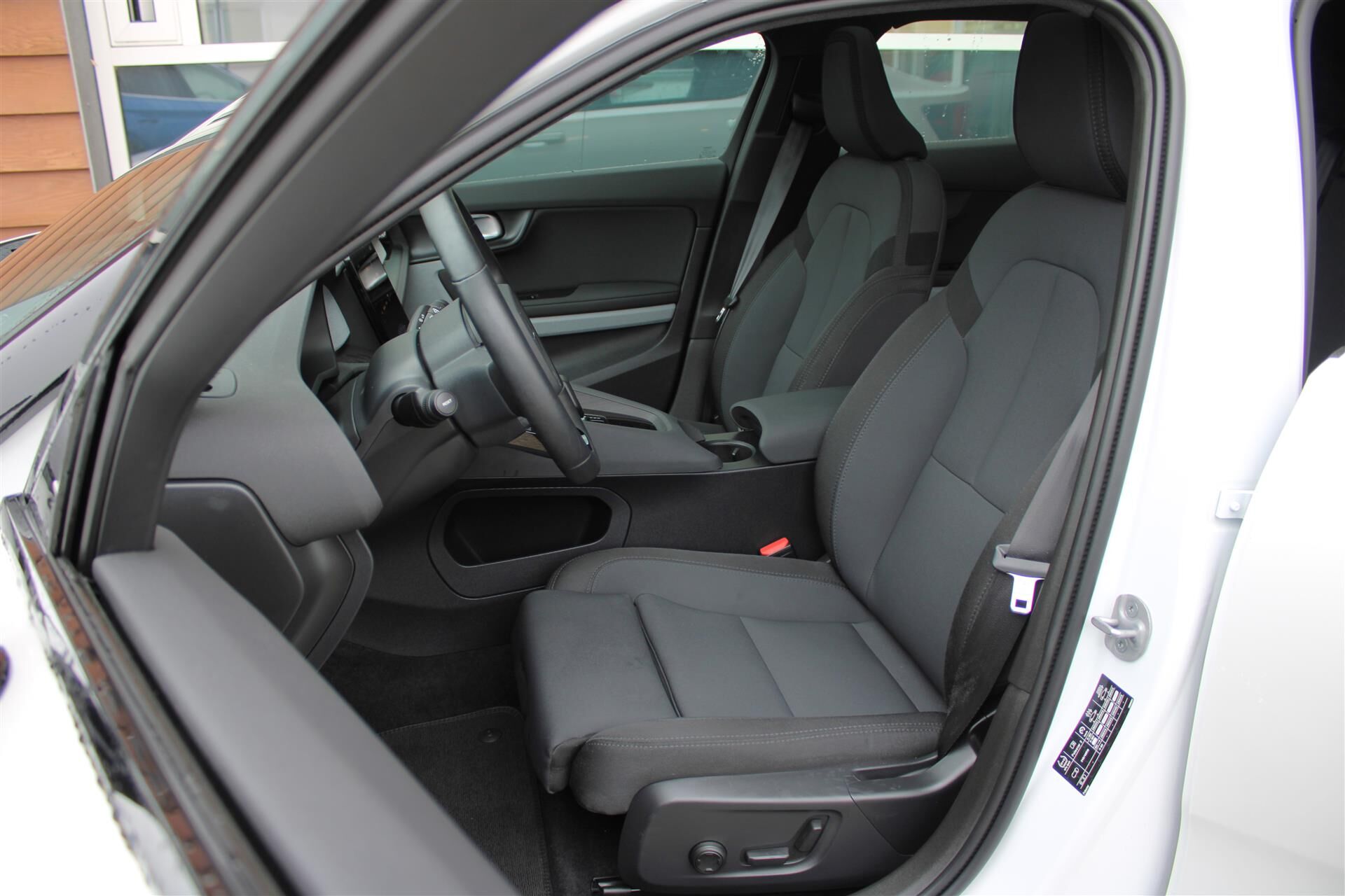 Billede af Polestar 2 EL Long Range Dual motor AWD 421HK 5d Aut.