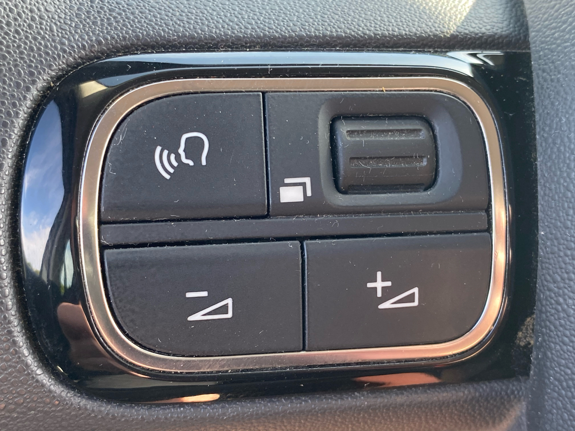 Billede af Citroën C3 1,2 PureTech Attaque start/stop 82HK 5d