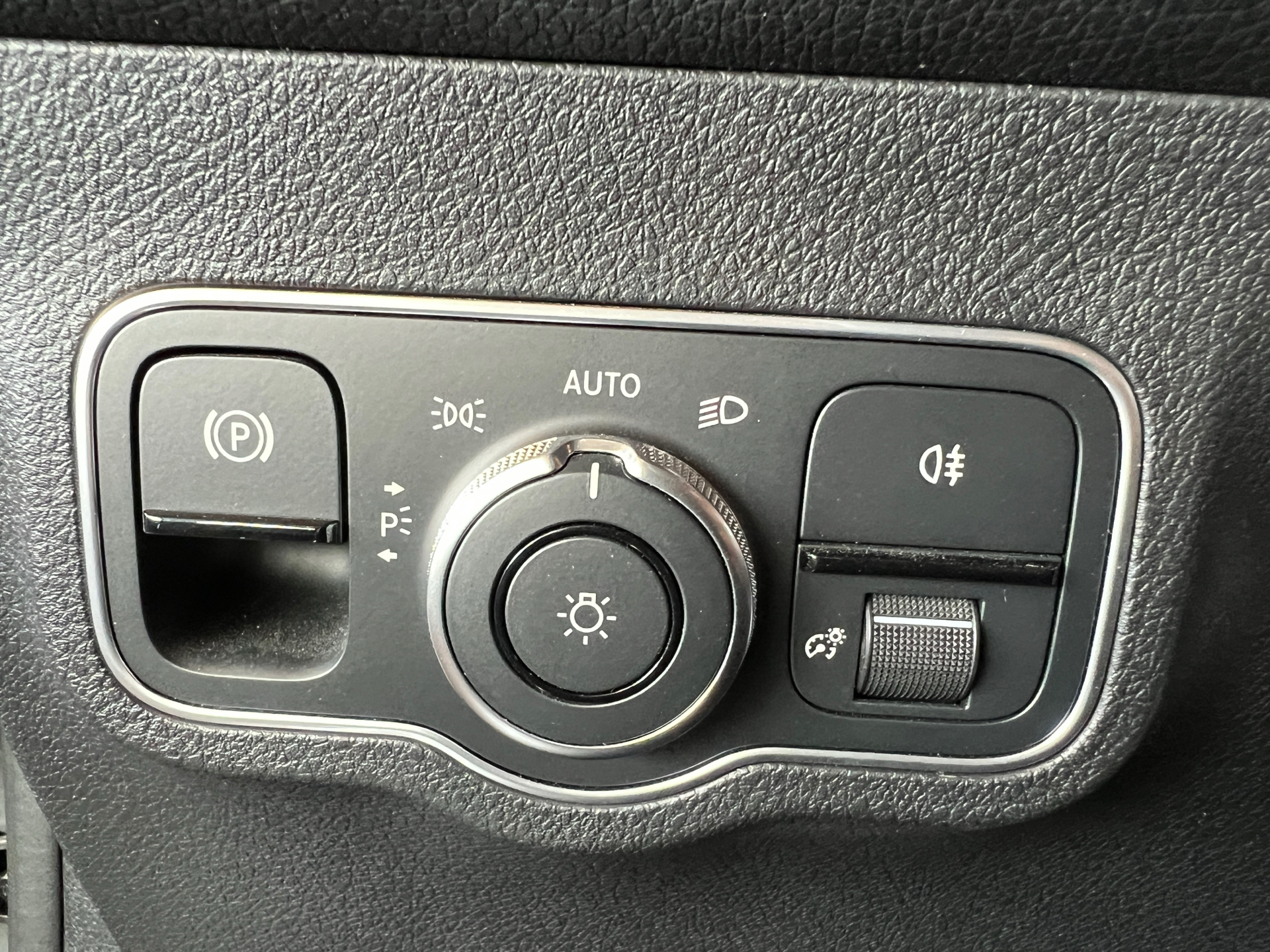 Billede af Mercedes-Benz EQB 250+ EL Progressive 190HK 5d Aut.