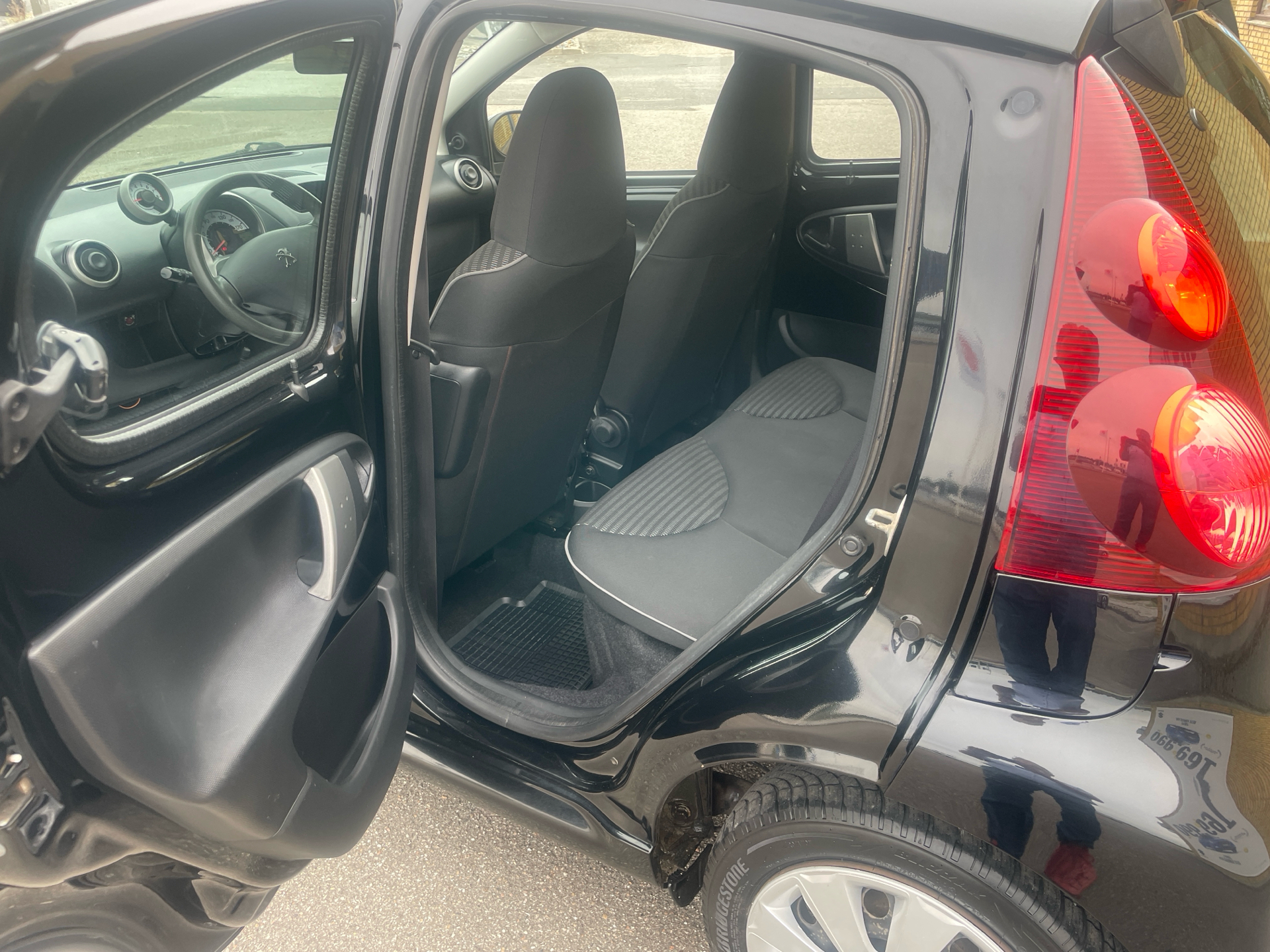 Billede af Peugeot 107 1,0 Air 68HK 5d