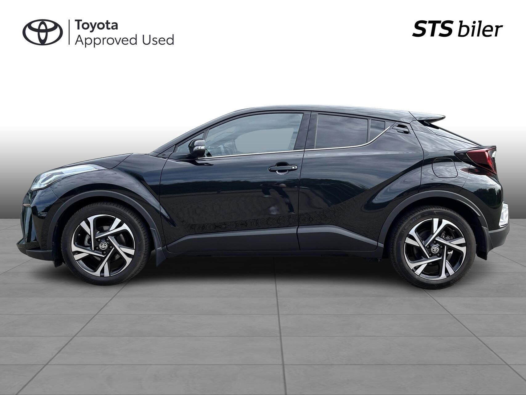 Billede af Toyota C-HR 1,8 Hybrid C-LUB Smart Multidrive S 122HK 5d Aut.