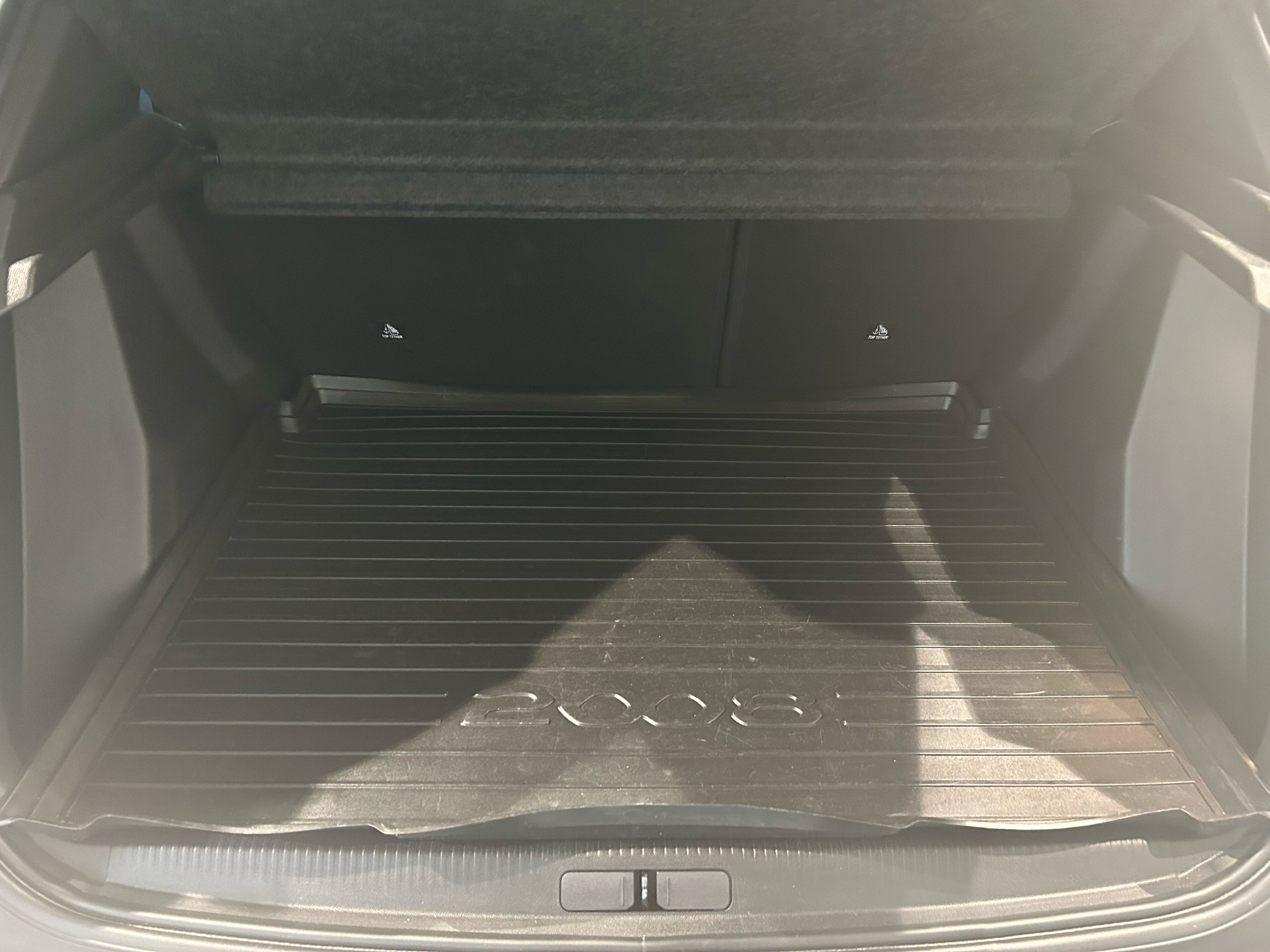 Billede af Peugeot 2008 1,2 PureTech Edition 210+ 130HK 5d